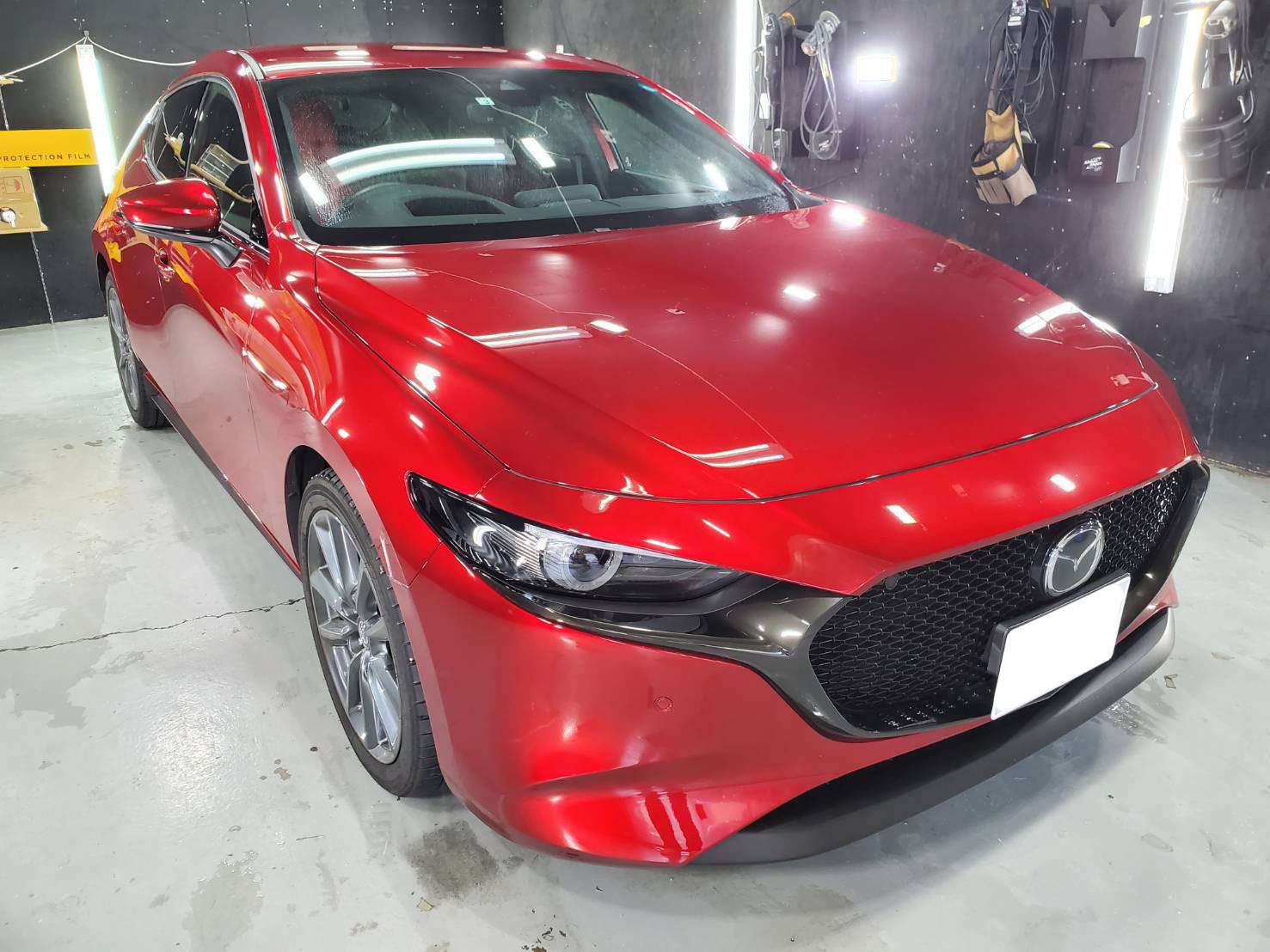 マツダ MAZDA3 施工写真 (1)
