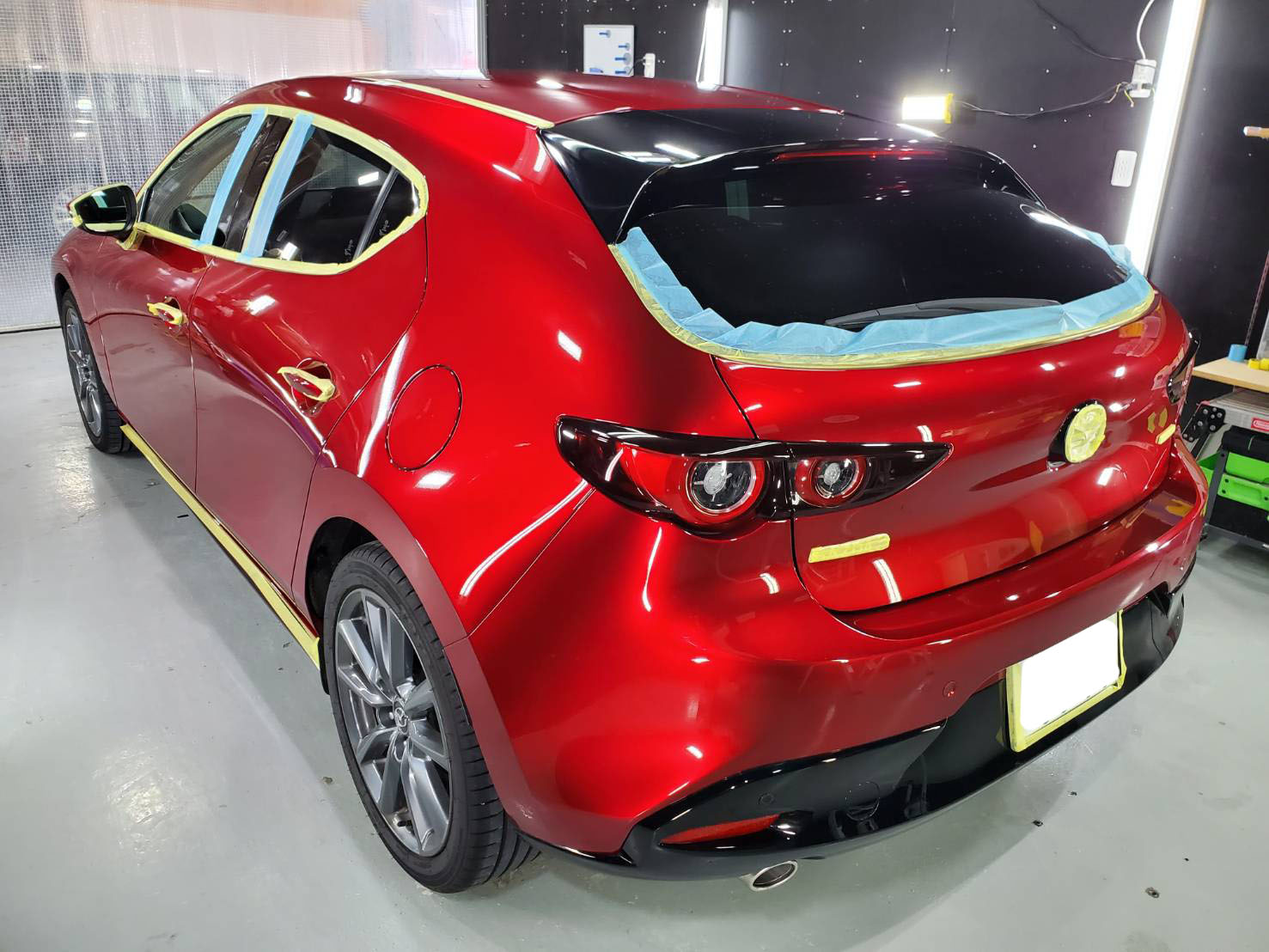 マツダ MAZDA3 施工写真 (4)