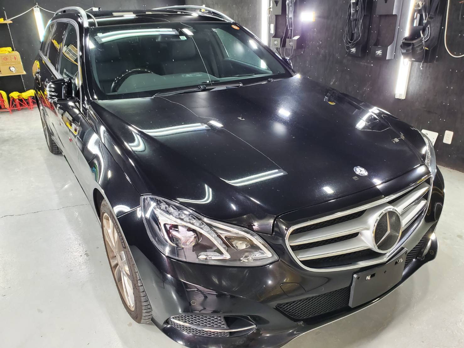 メルセデス・ベンツ E550 施工写真 (1)