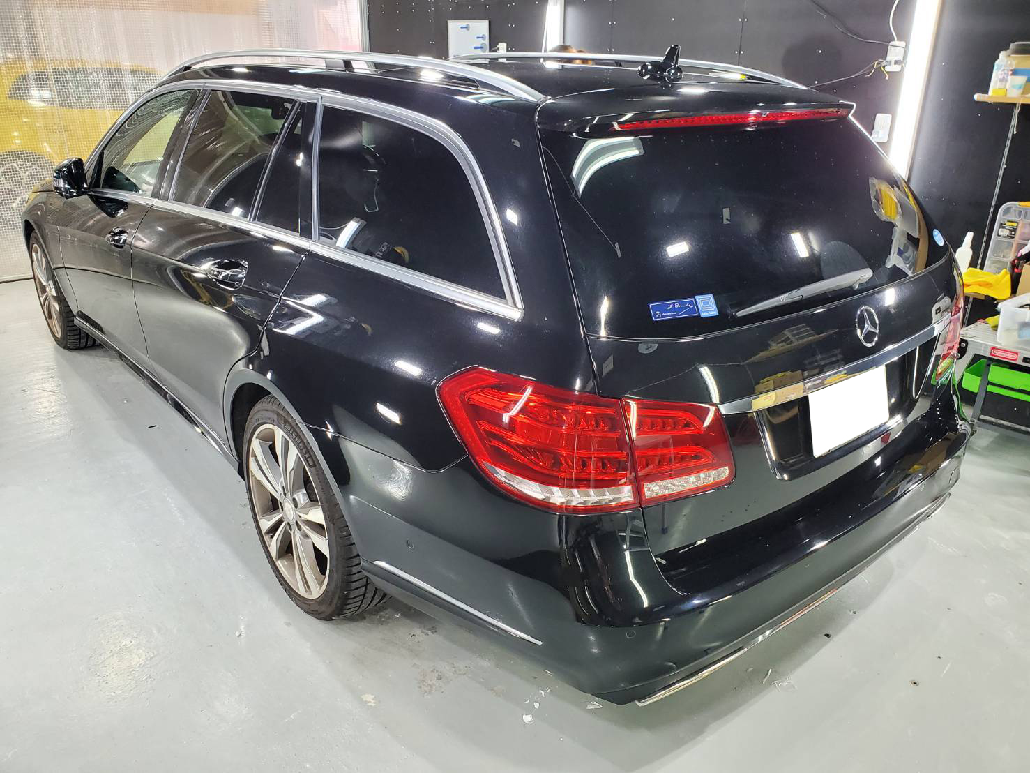 メルセデス・ベンツ E550 施工写真 (2)