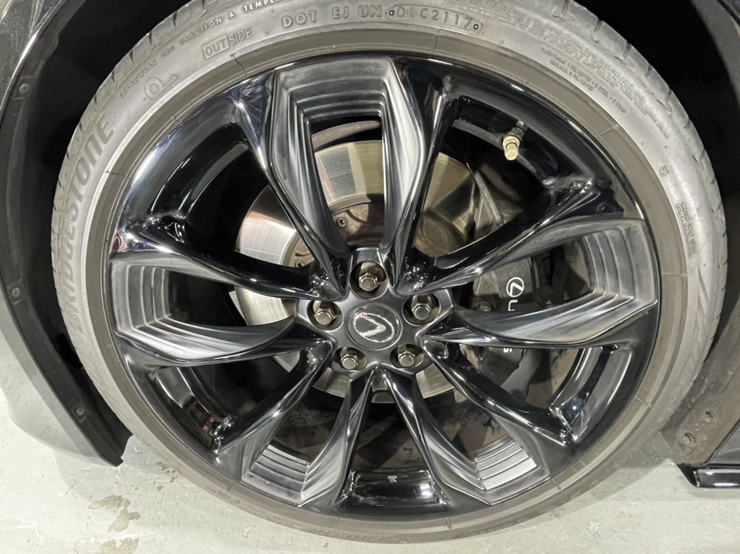 レクサス LC500 施工写真 (1)