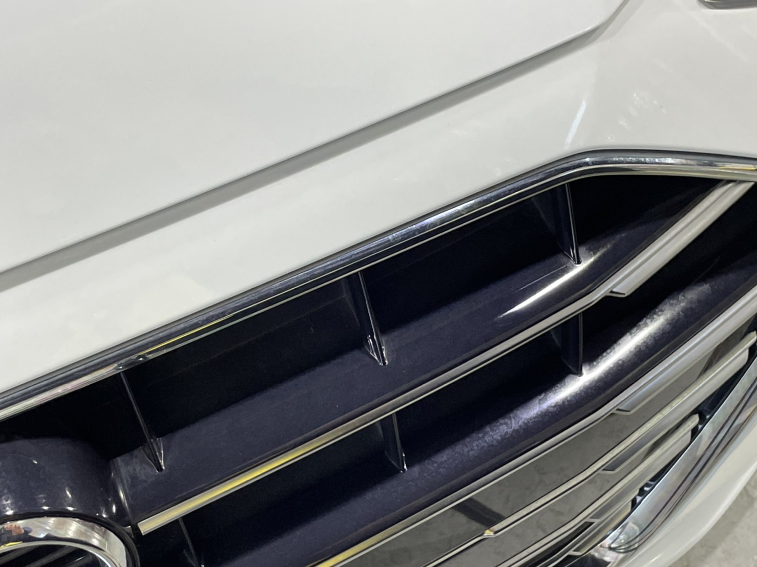 アウディ A4 施工写真 (6)