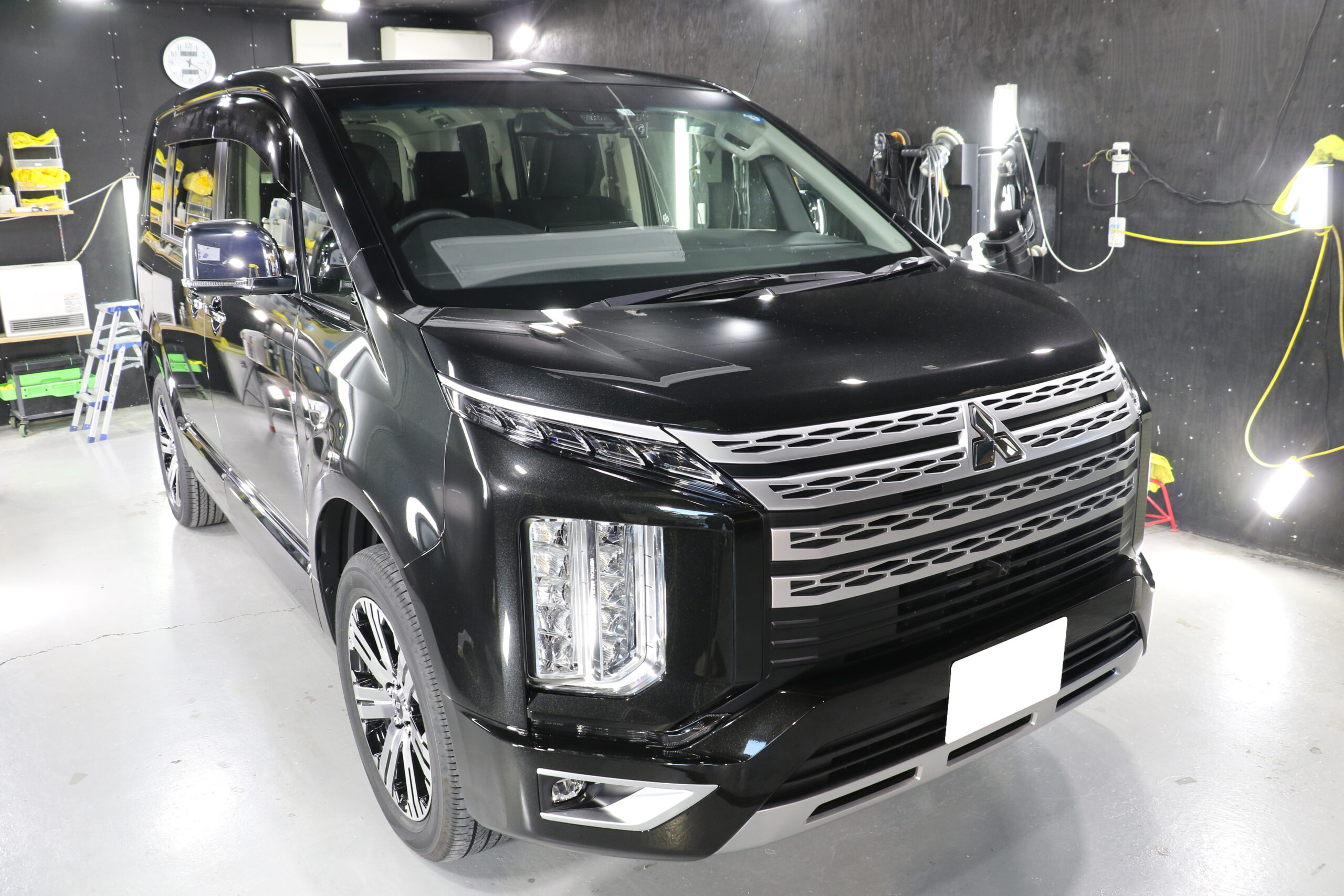 三菱 デリカD 施工写真 (5)