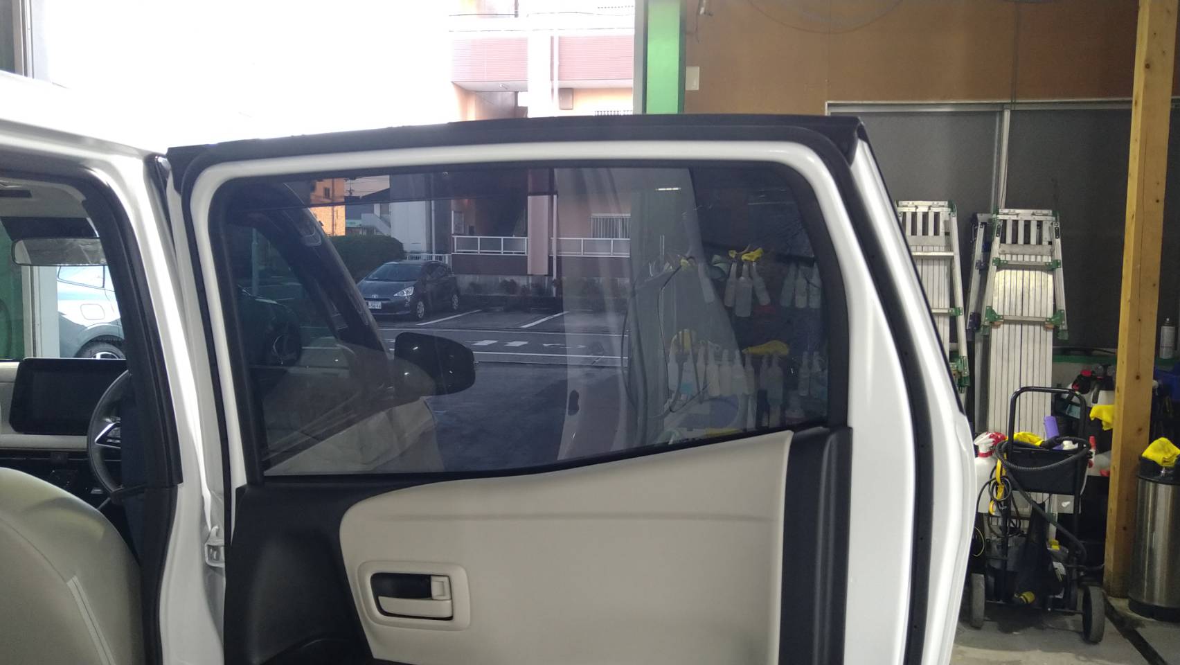 日産 SAKURA 施工写真 (4)
