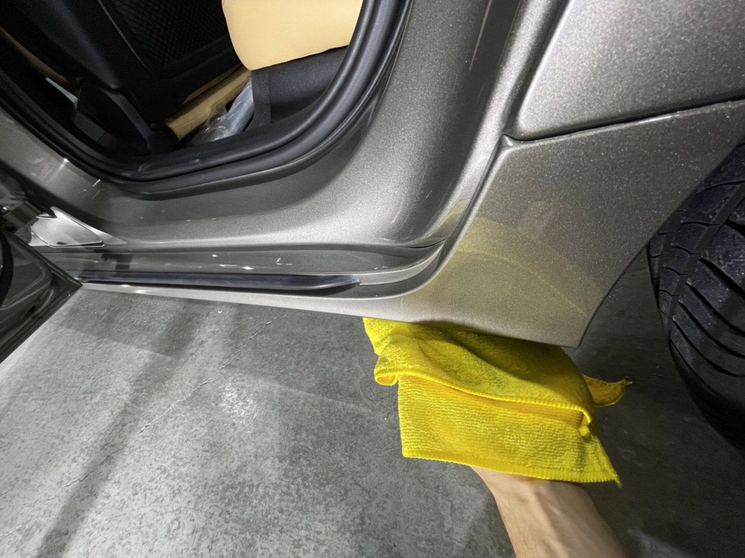 ボルボ V60 施工写真 (9)