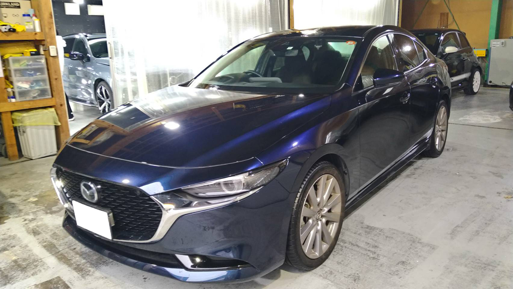 マツダ 施工写真 (1)