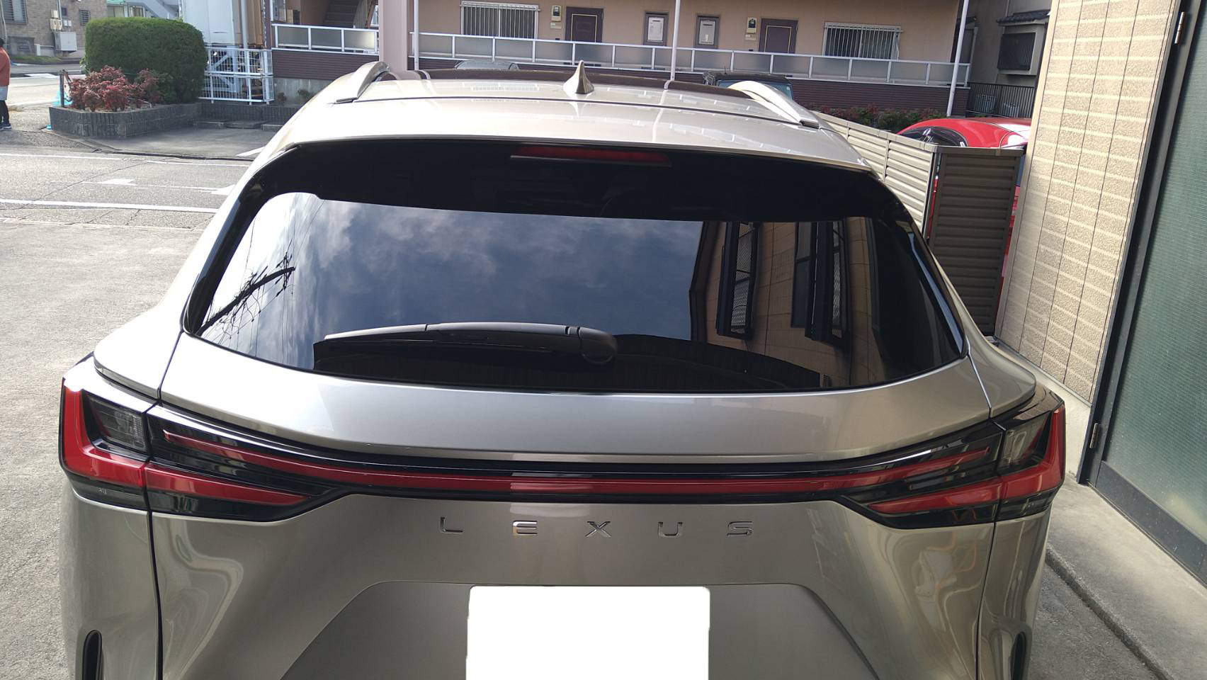 レクサス NX350ｈ 施工写真 (8)