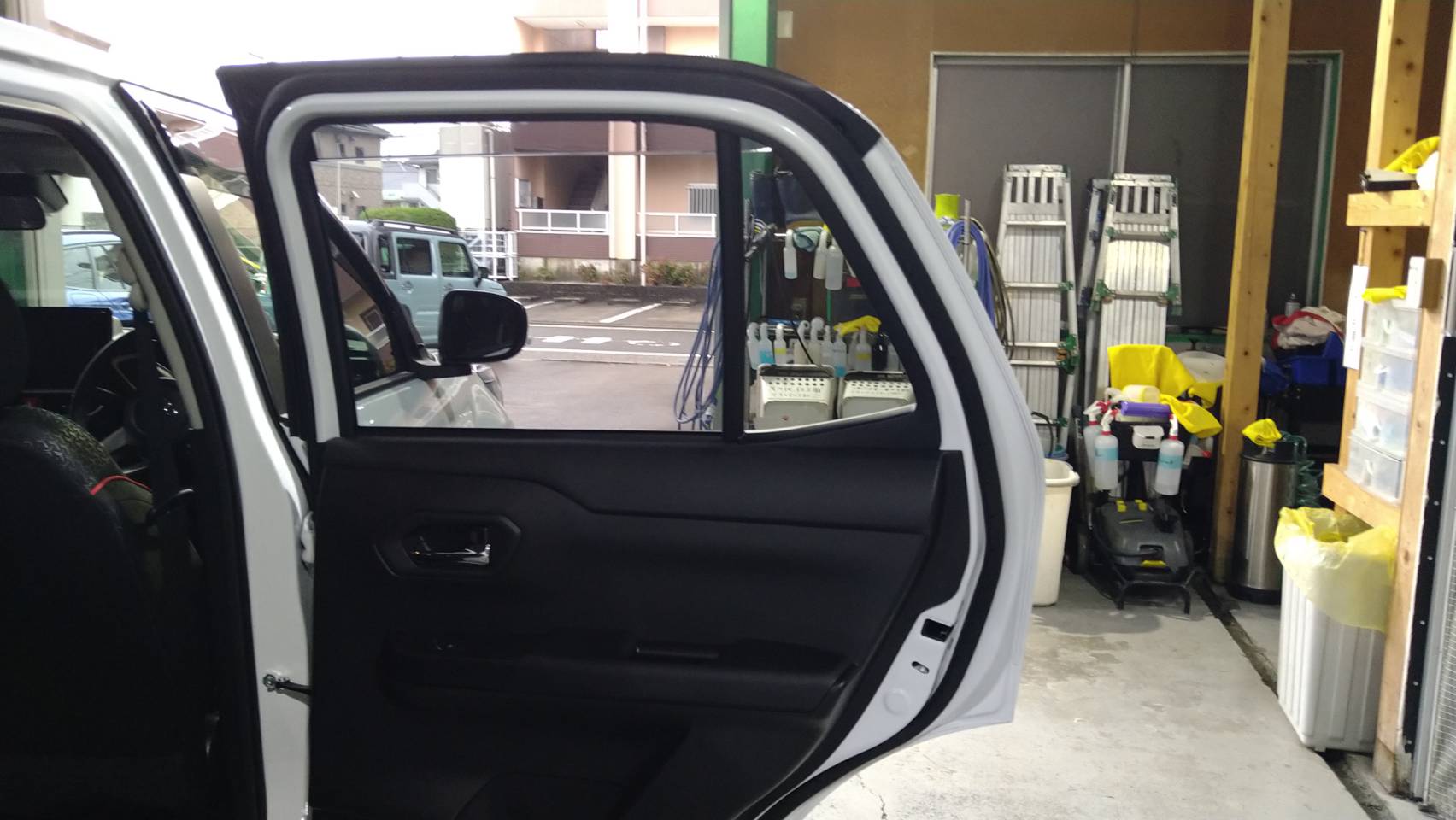 トヨタ ライズ 施工写真 (4)