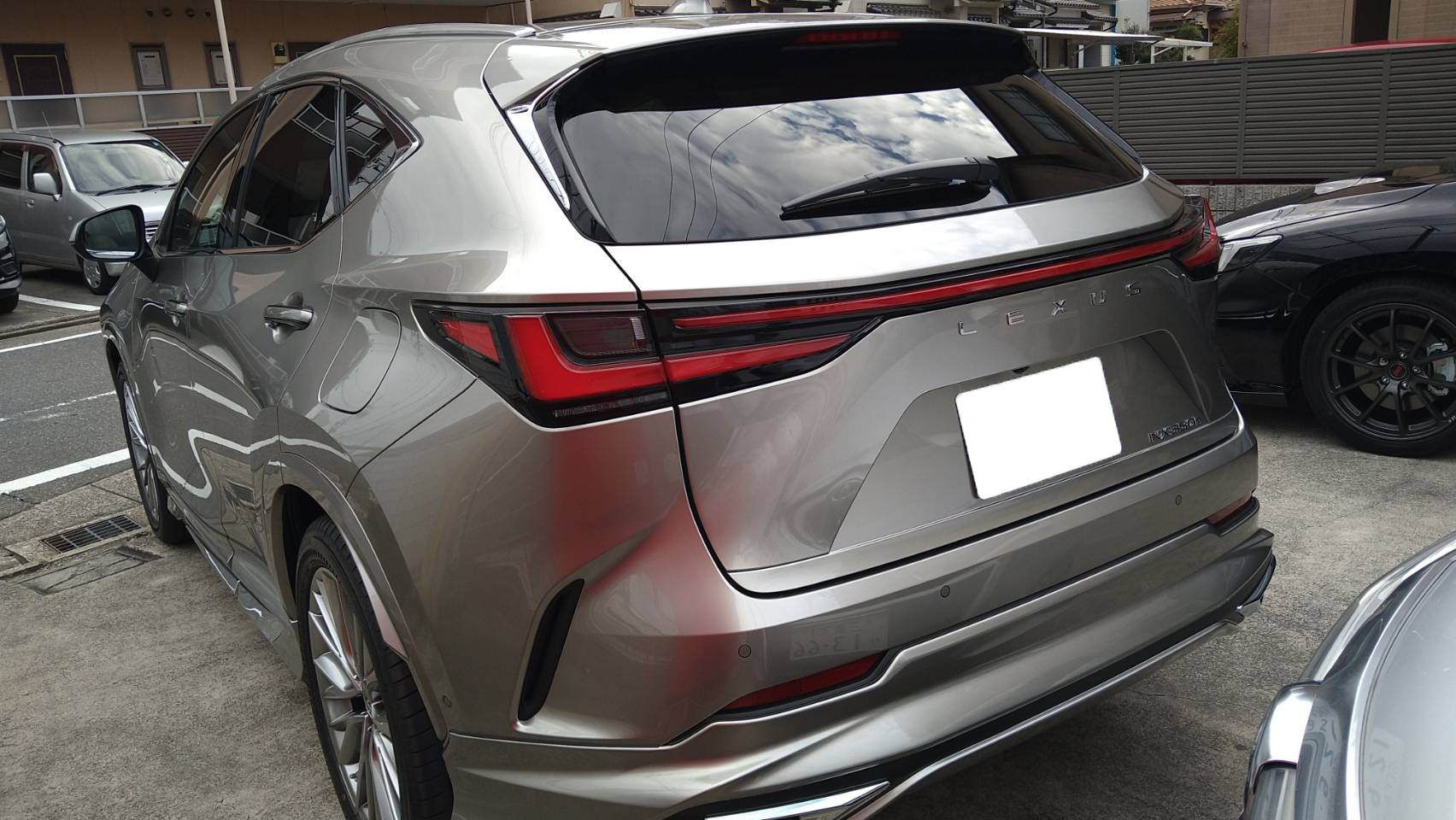 レクサス NX350ｈ 施工写真 (2)