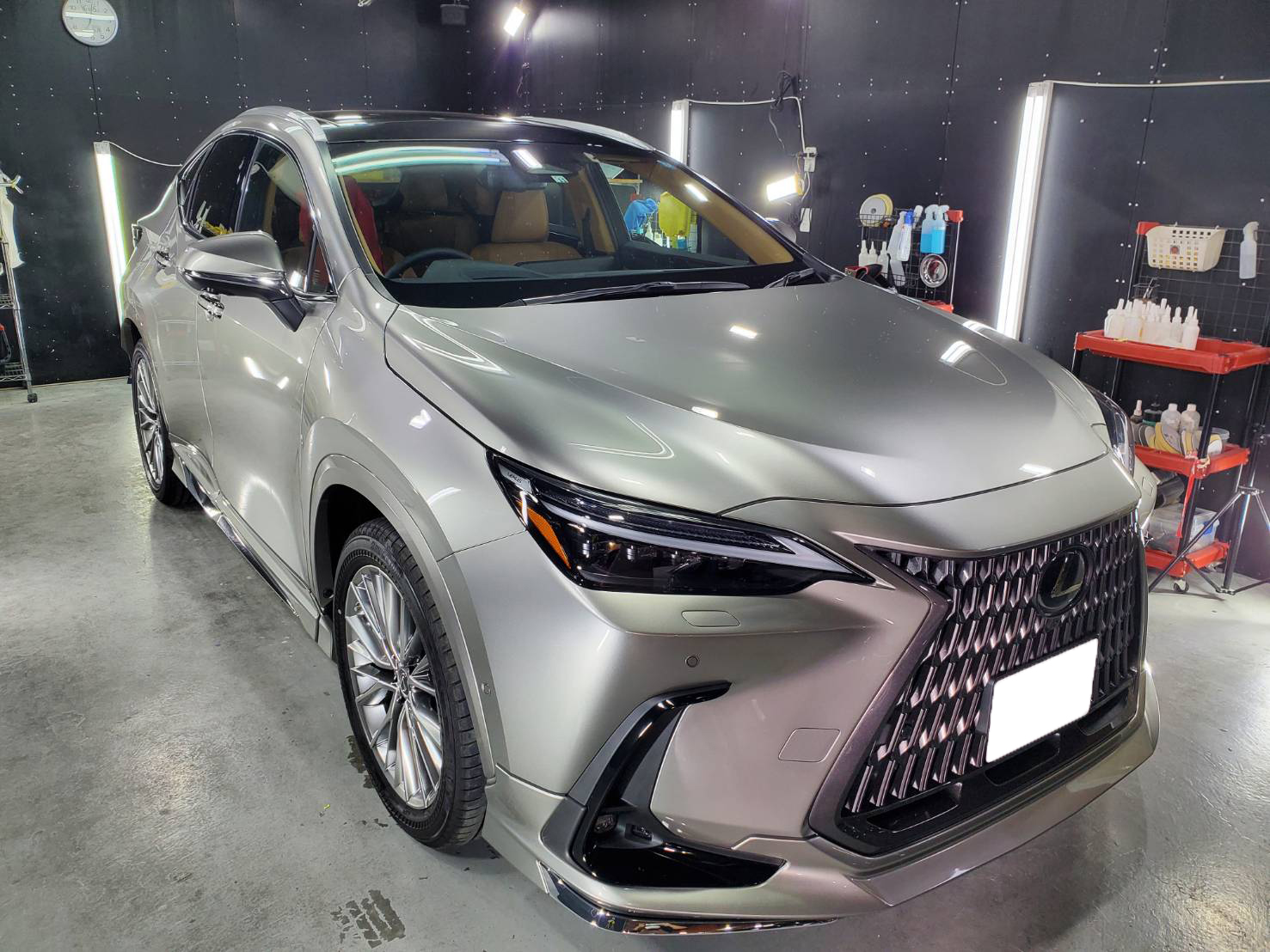 レクサス NX350h 施工写真 (1)