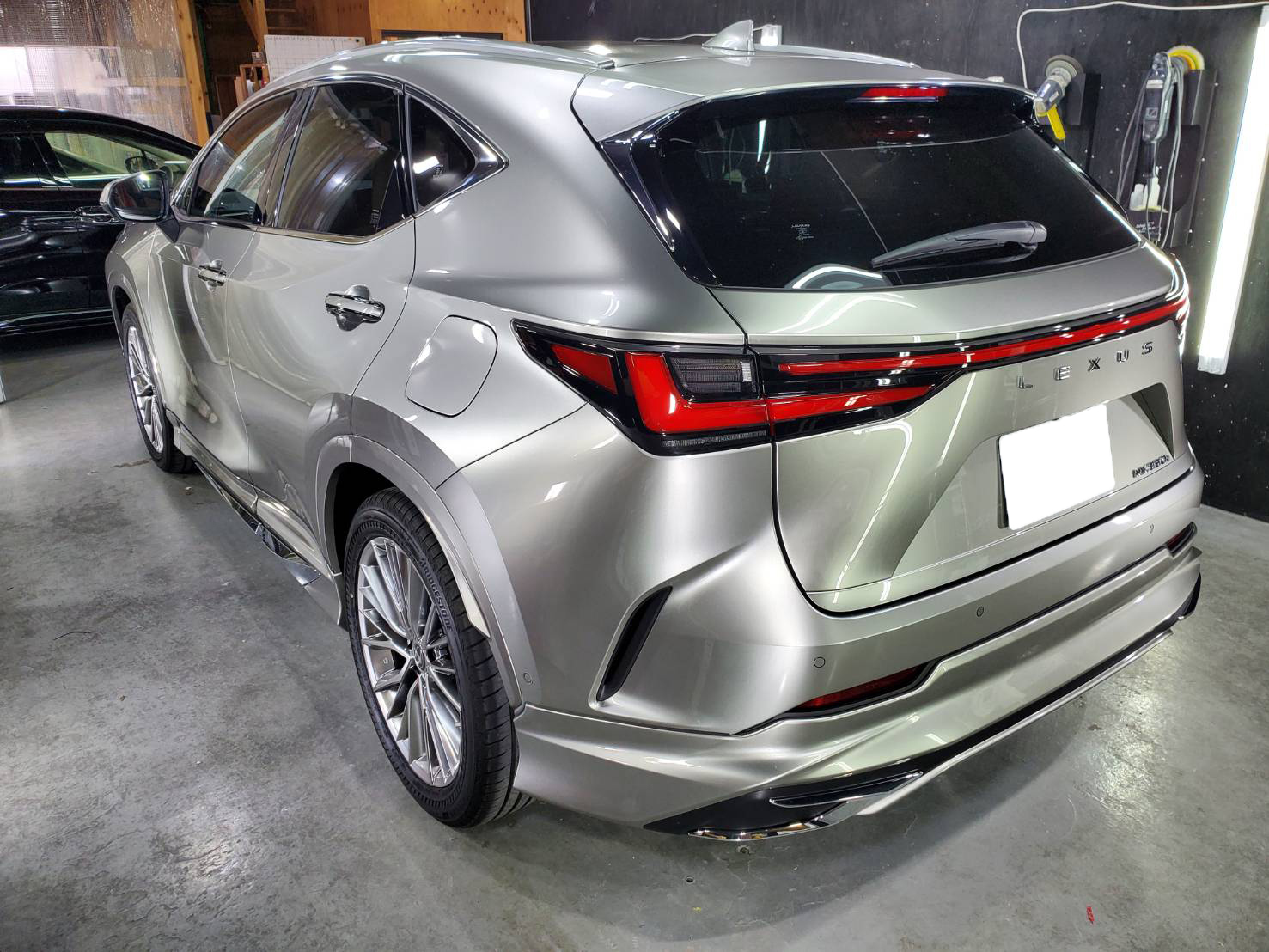 レクサス NX350h 施工写真 (2)
