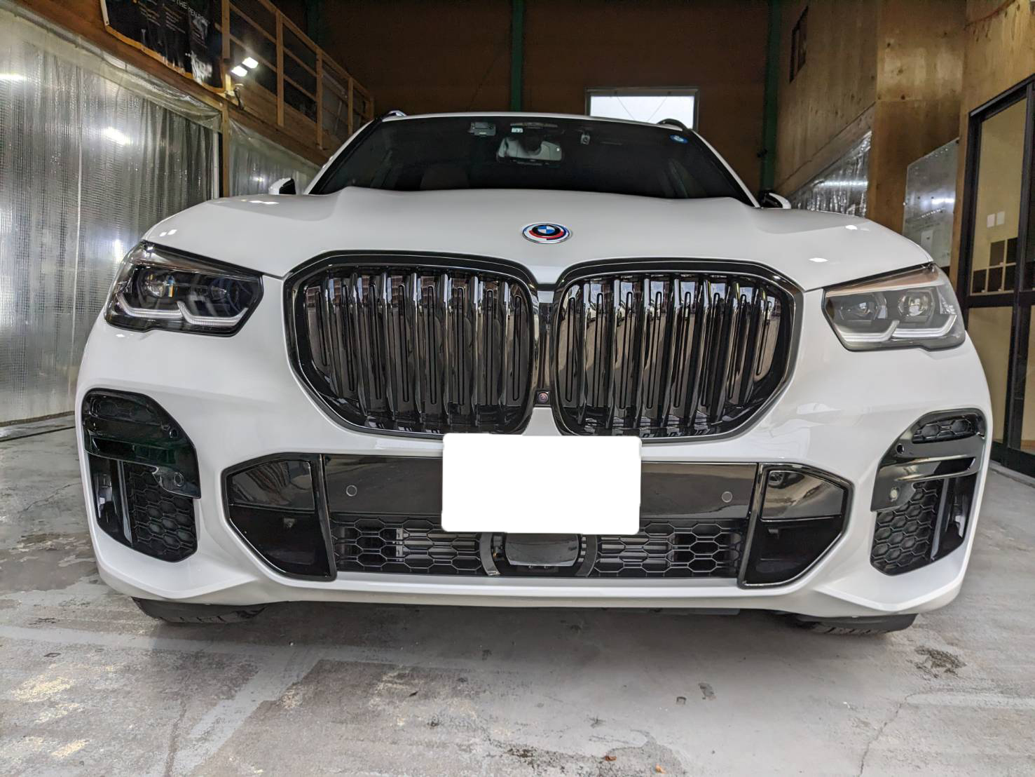 BMW M5 施工写真 (2)
