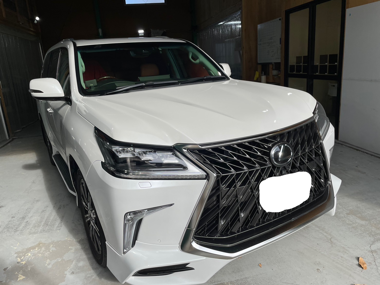 レクサス LX570 施工写真 (1)