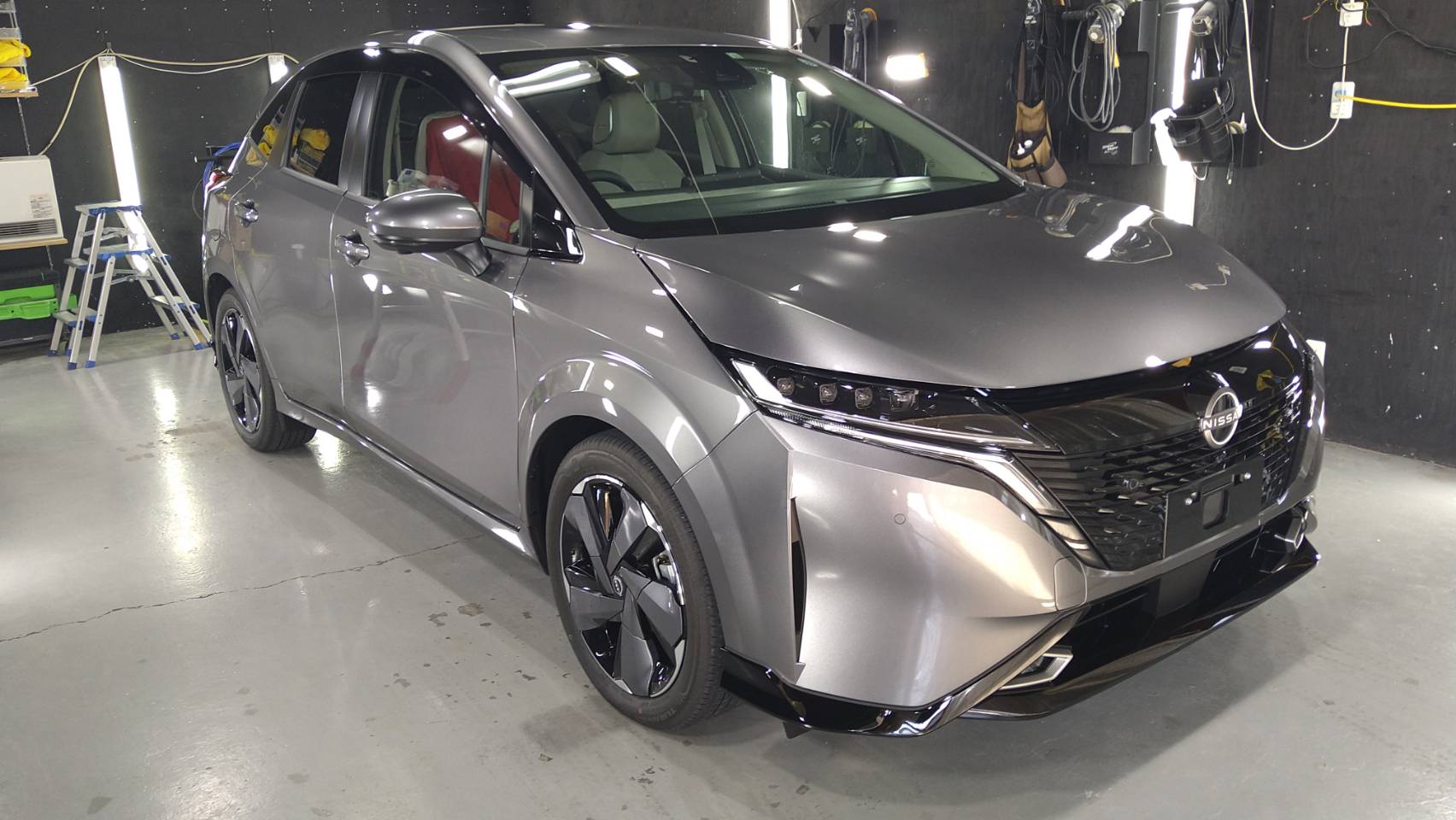 日産 オーラE-Powor 施工写真 (1)