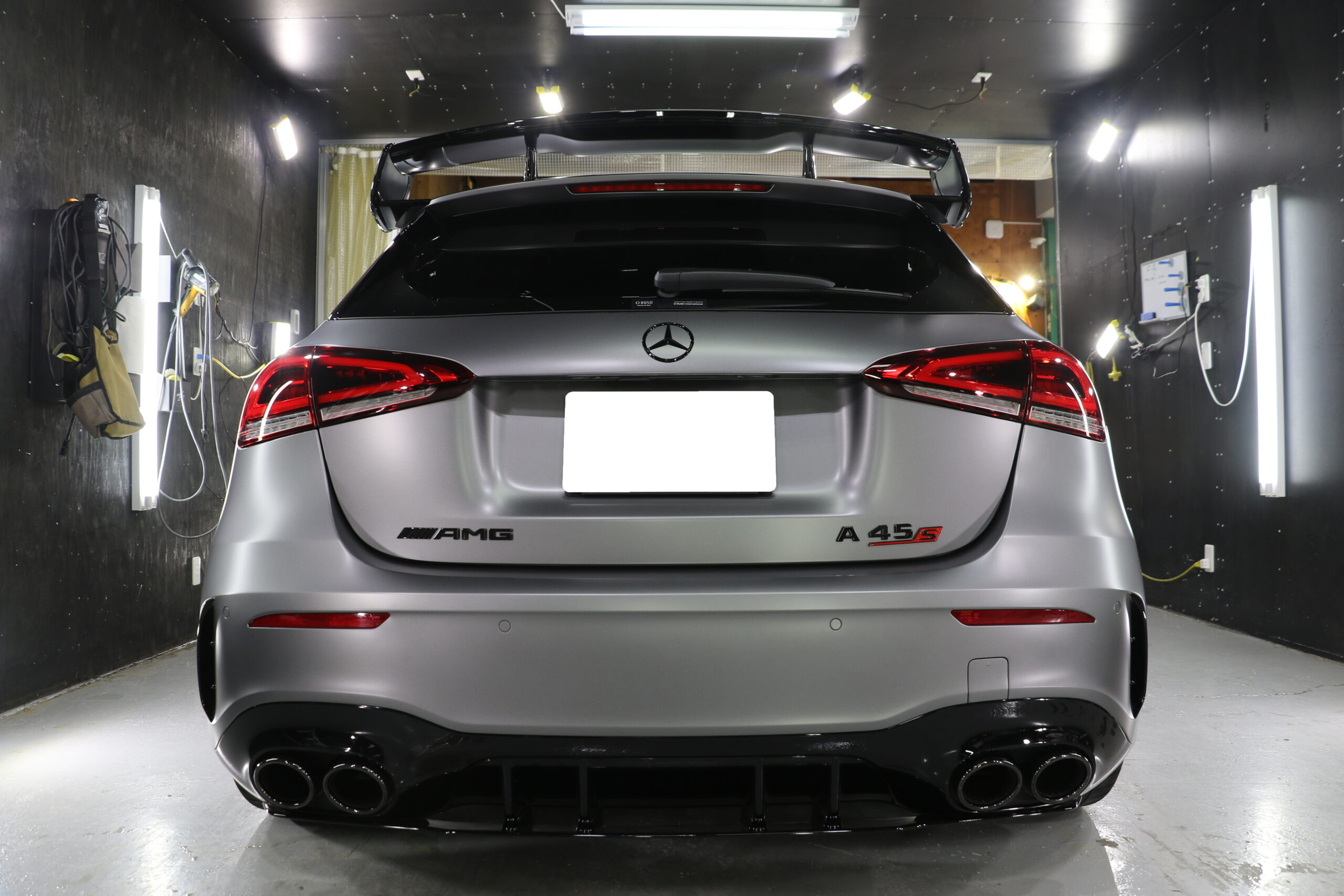 メルセデス・ベンツ A45 施工写真 (9)