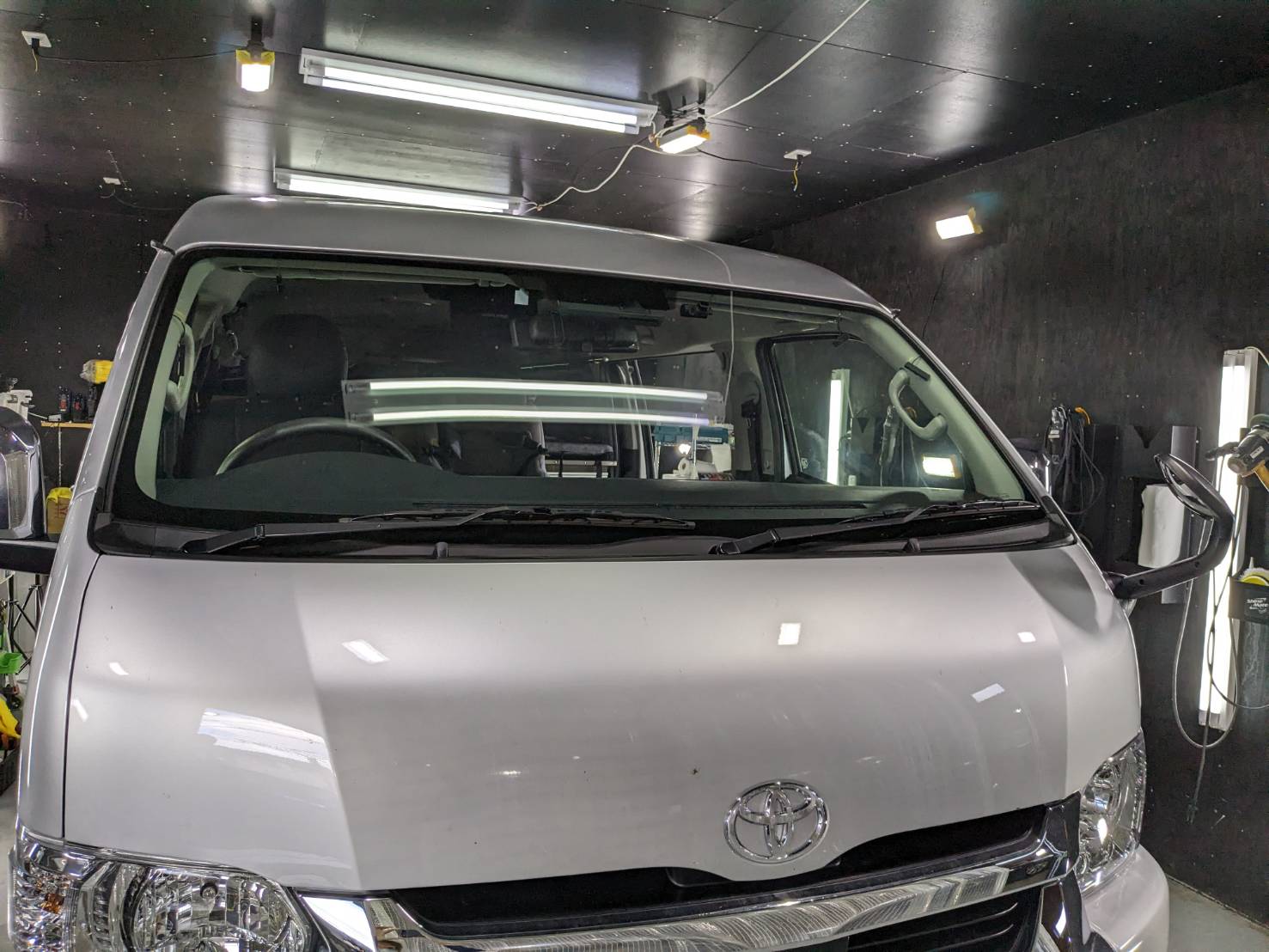 トヨタ ハイエース 施工写真 (5)