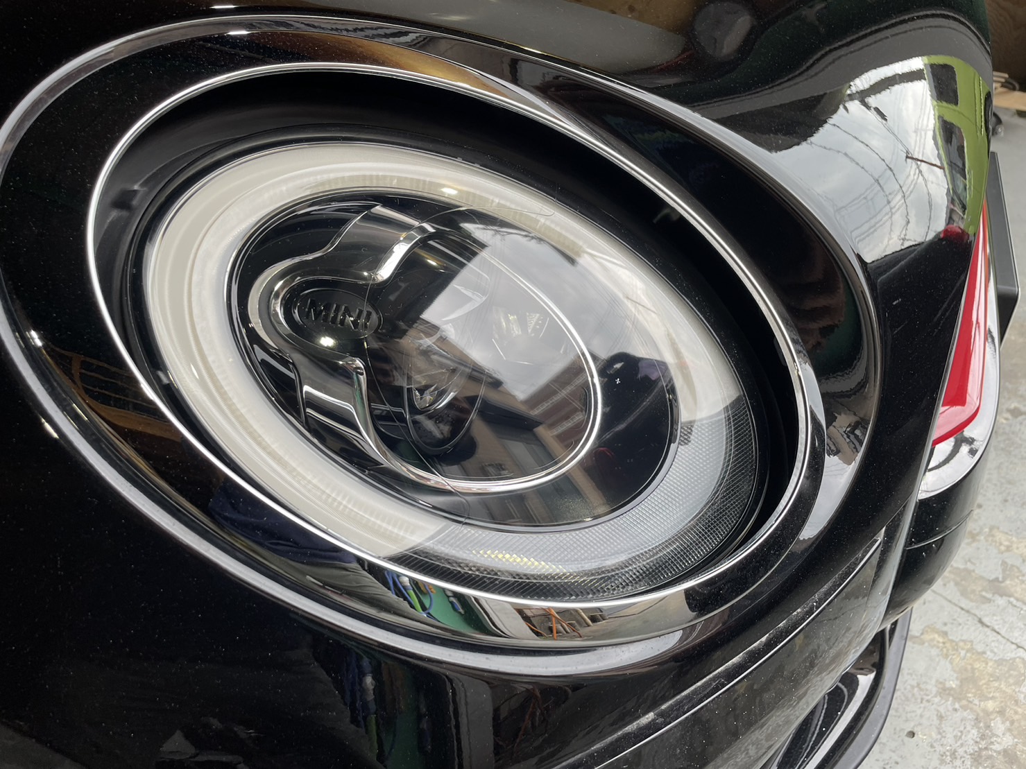 MINI ヘッドライト研磨 施工写真 (8)