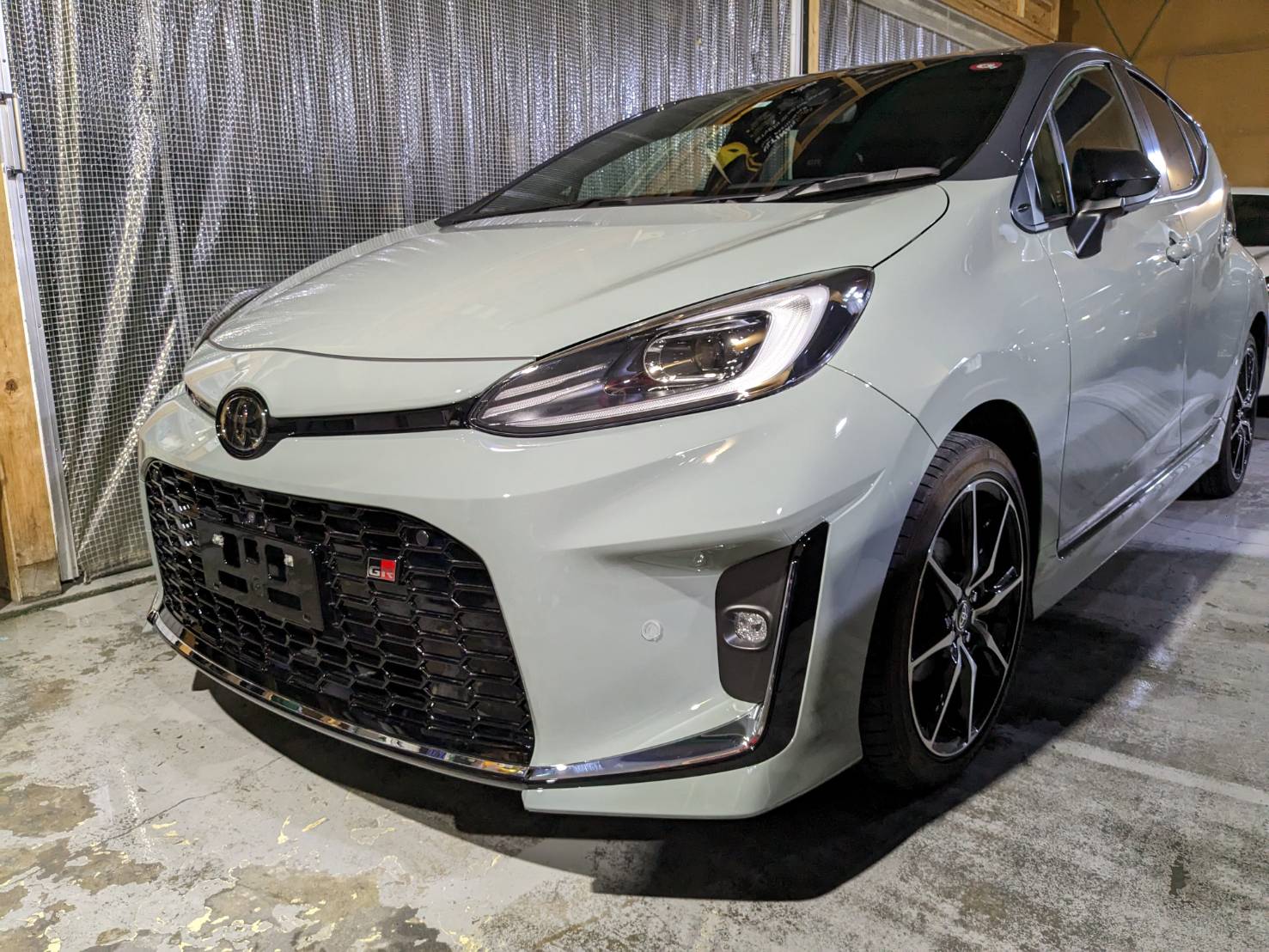 トヨタ アクアGR 施工写真 (7)