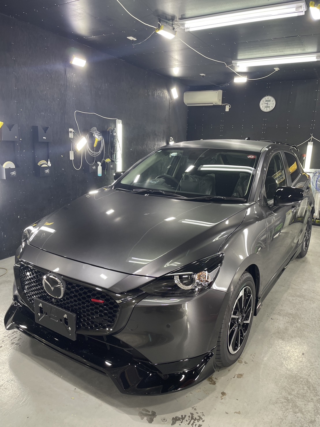 マツダ 施工写真 (2)