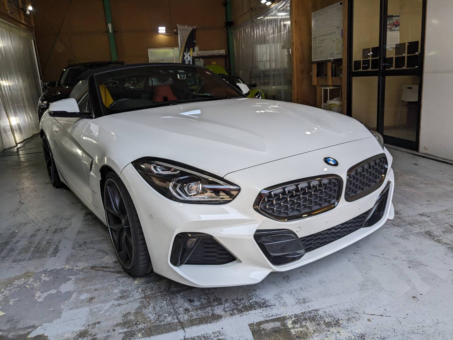 BMW Z4 施工写真 (1)