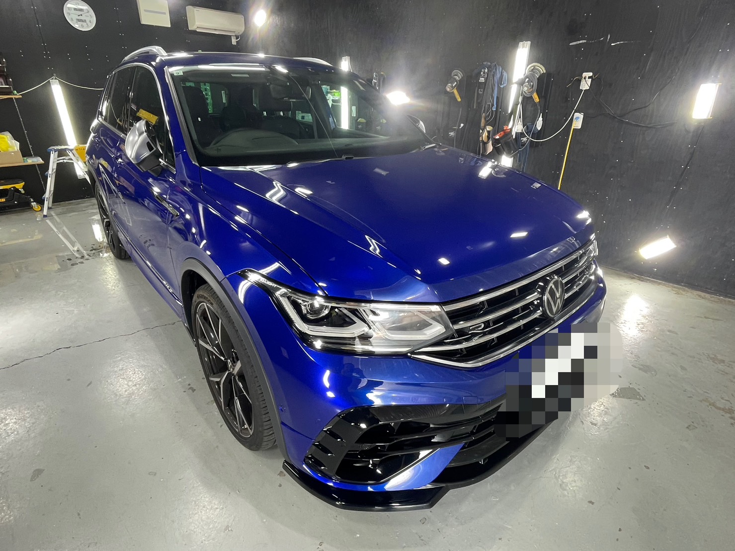 フォルクスワーゲン ティグアン 施工写真 (1)