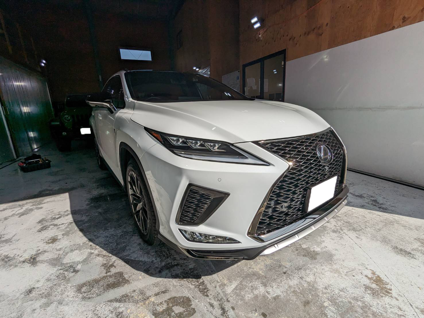 レクサス RX300Fスポーツ 施工写真 (1)