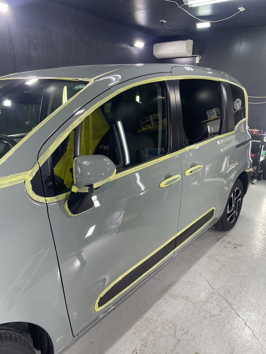 トヨタ 新型シエンタ 施工写真 (3)