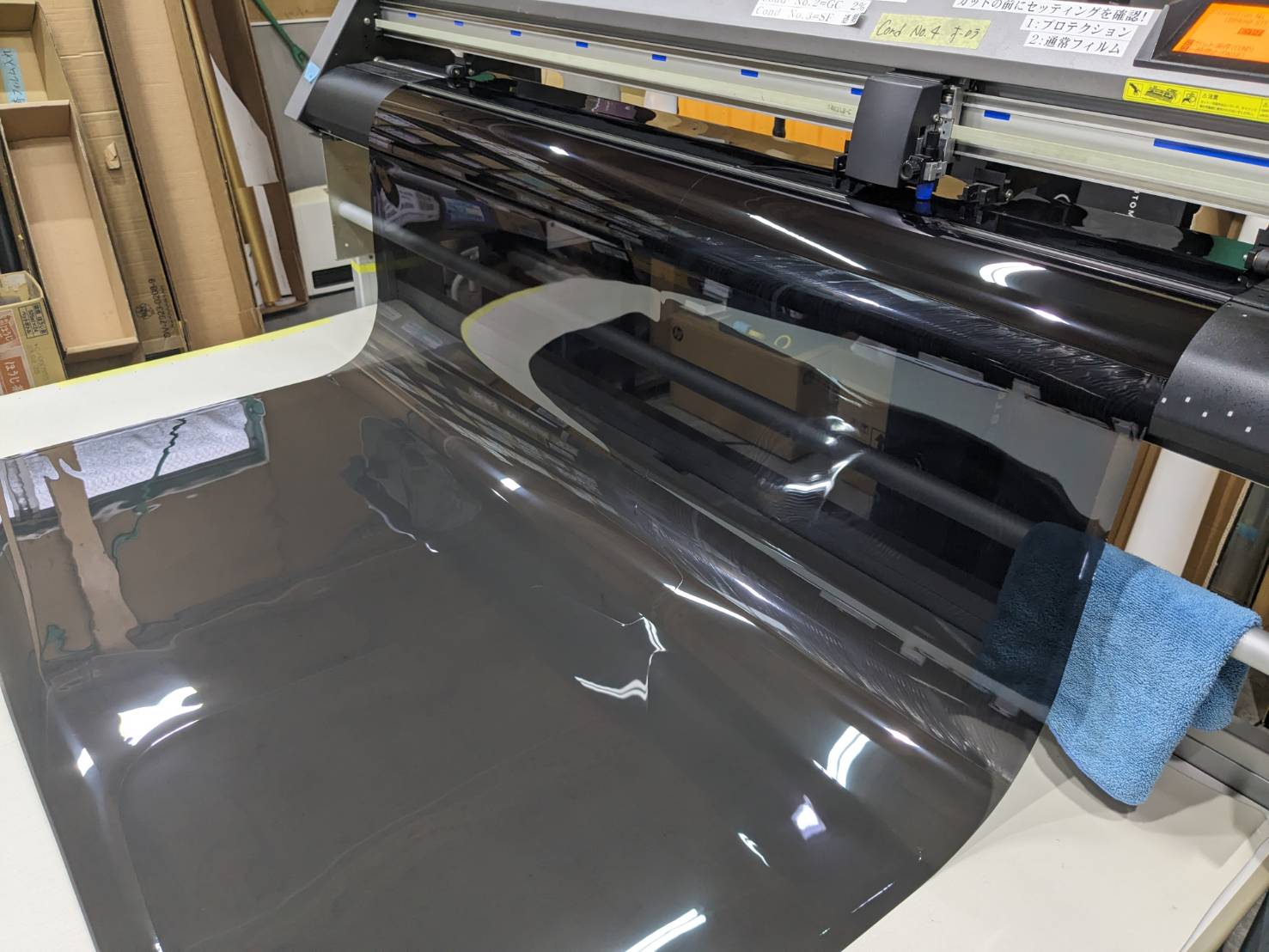 トヨタ 新型クラウンスポーツ 施工写真 (3)