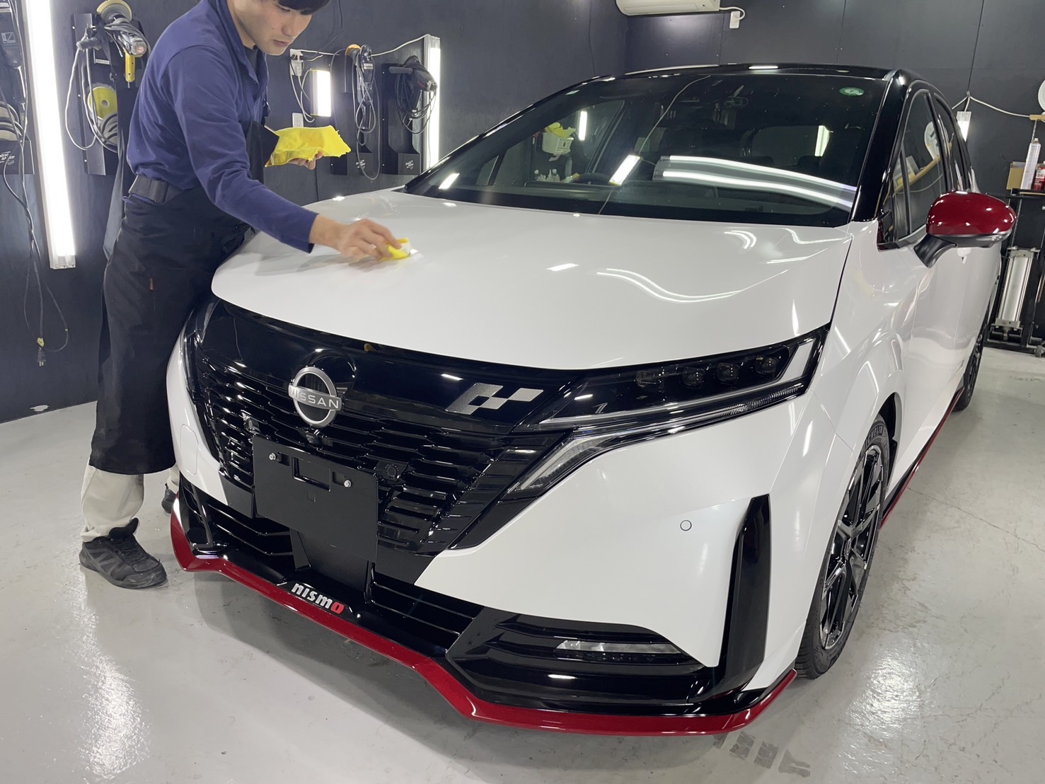 日産 オーラニスモ 施工写真 (5)