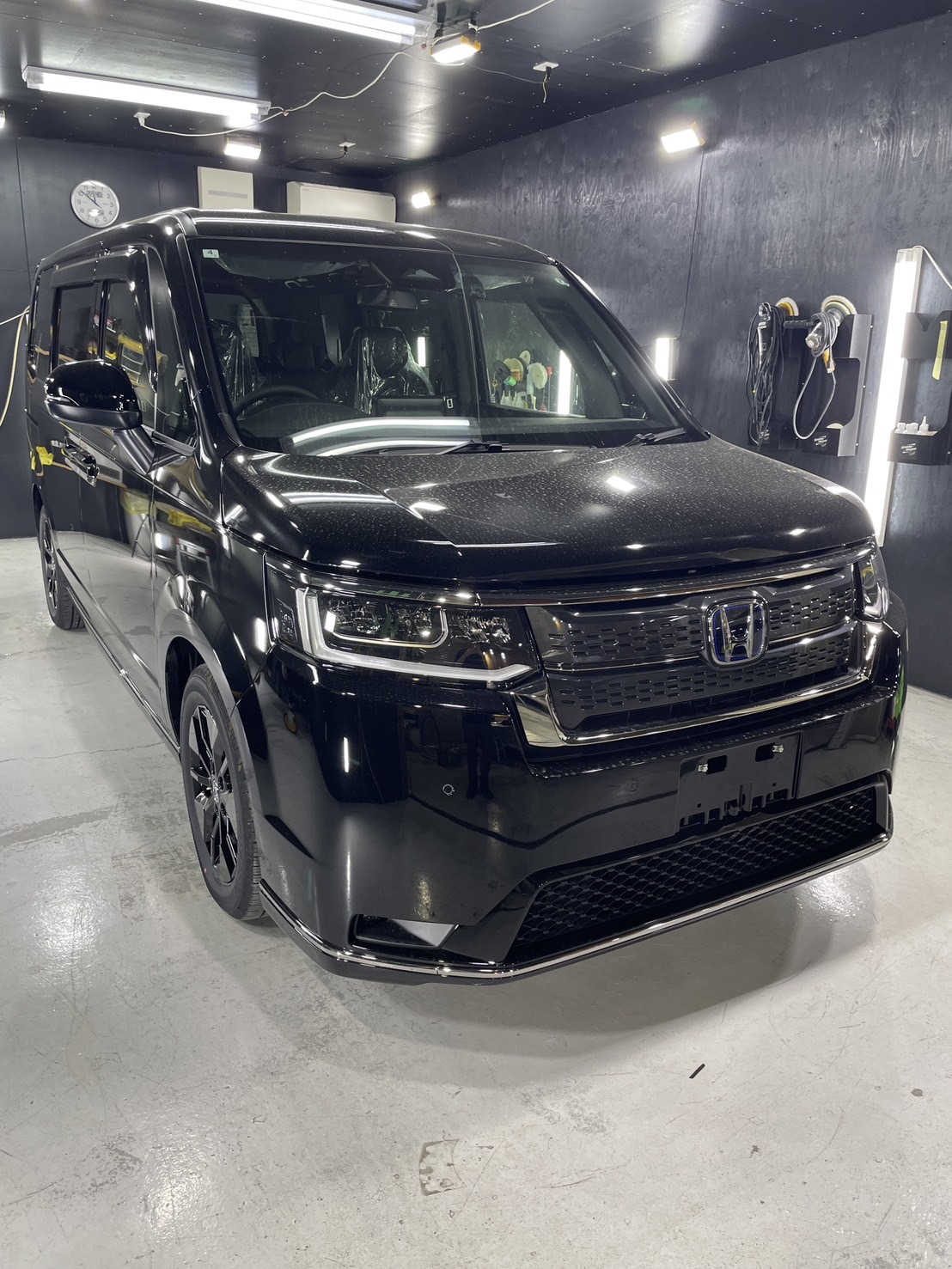 ホンダ ステップワゴン 施工写真 (1)