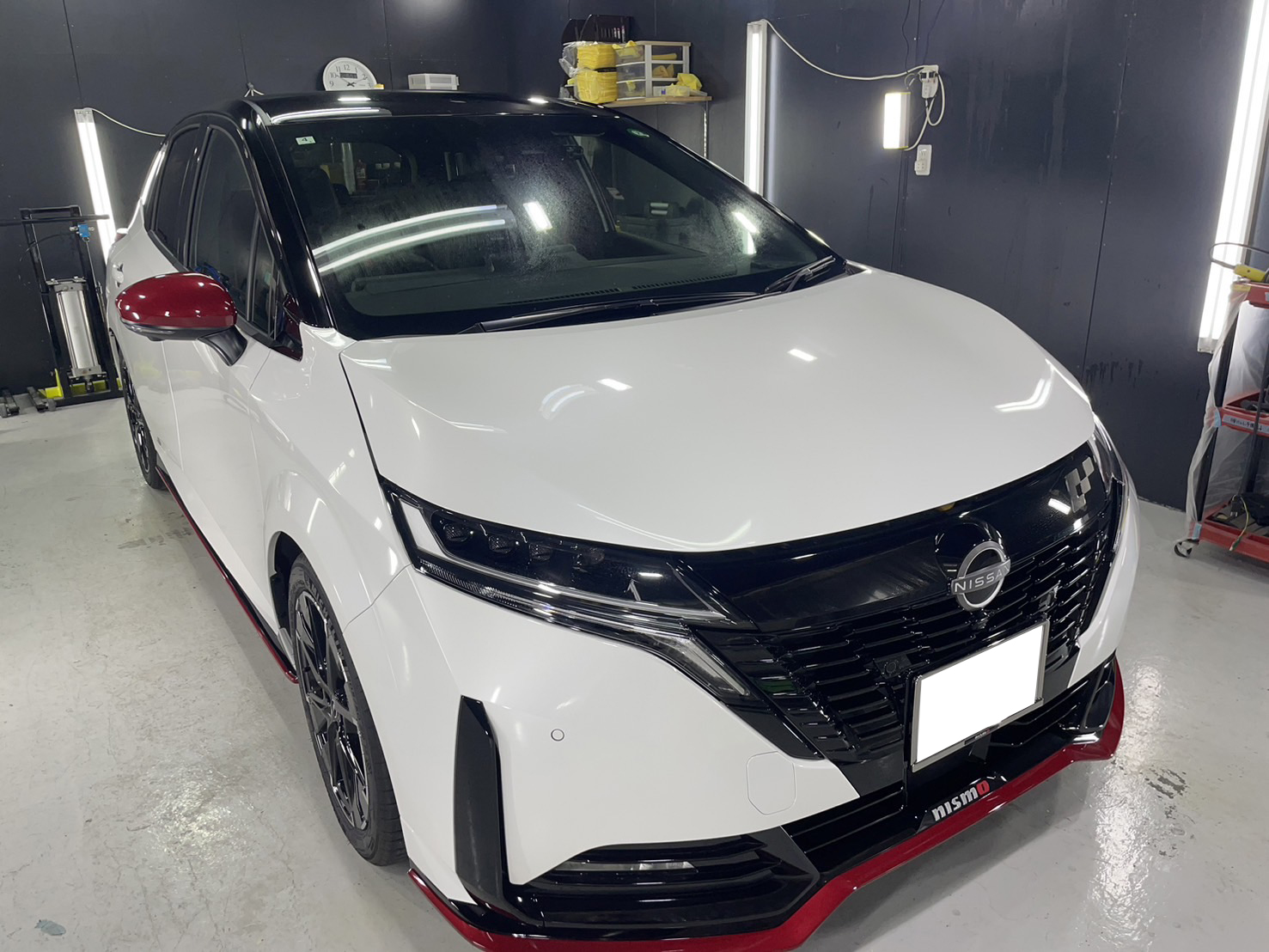 日産 オーラニスモ 施工写真 (2)