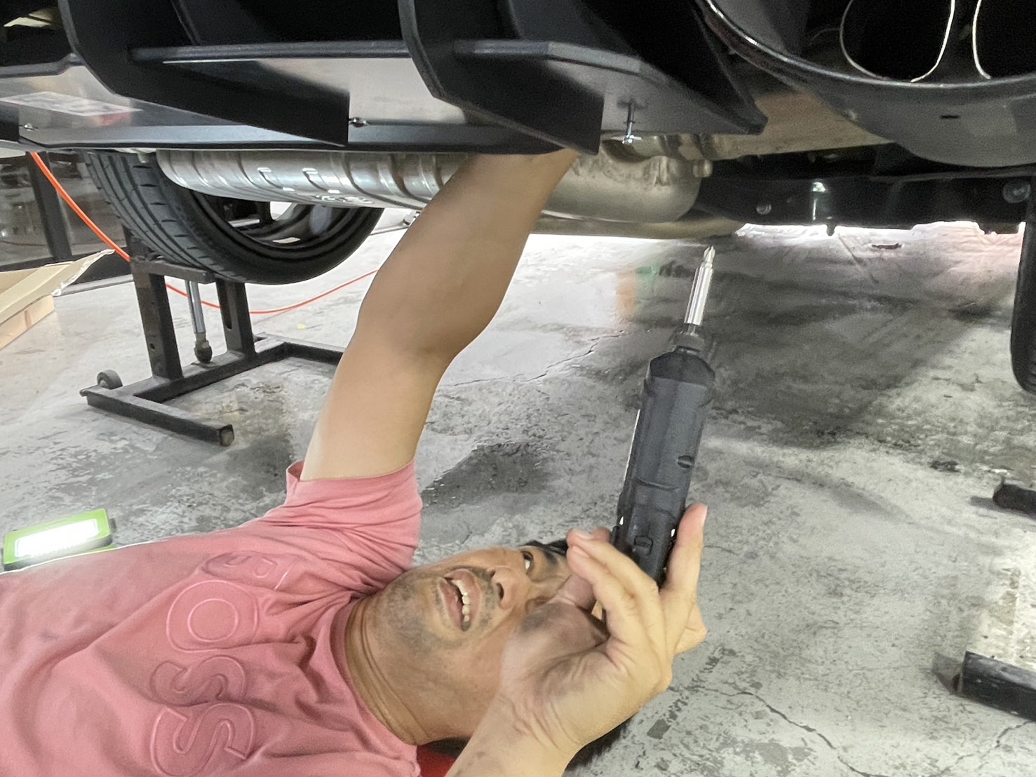 アウディ RS 施工写真 (3)
