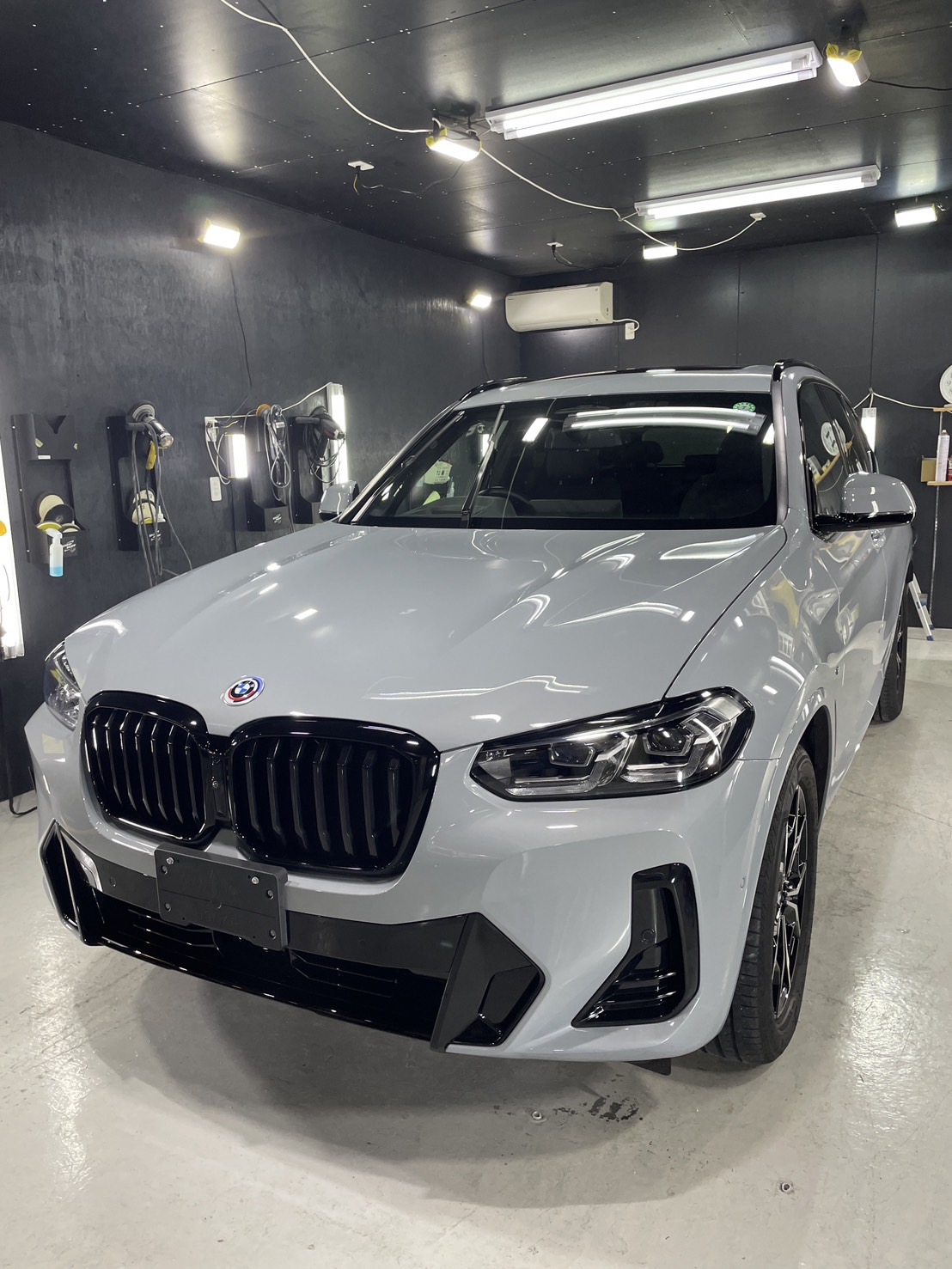 BMW 新型X3 施工写真 (10)