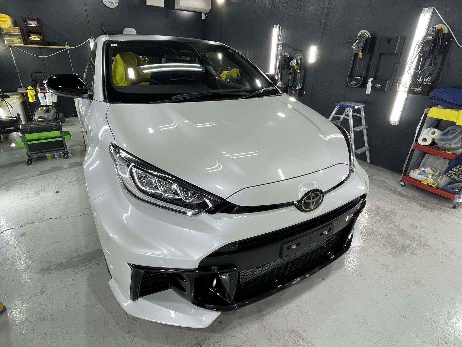 トヨタ GRヤリス 施工写真 (11)