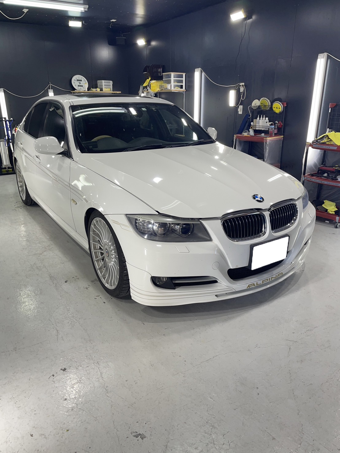 BMW 施工写真 (1)
