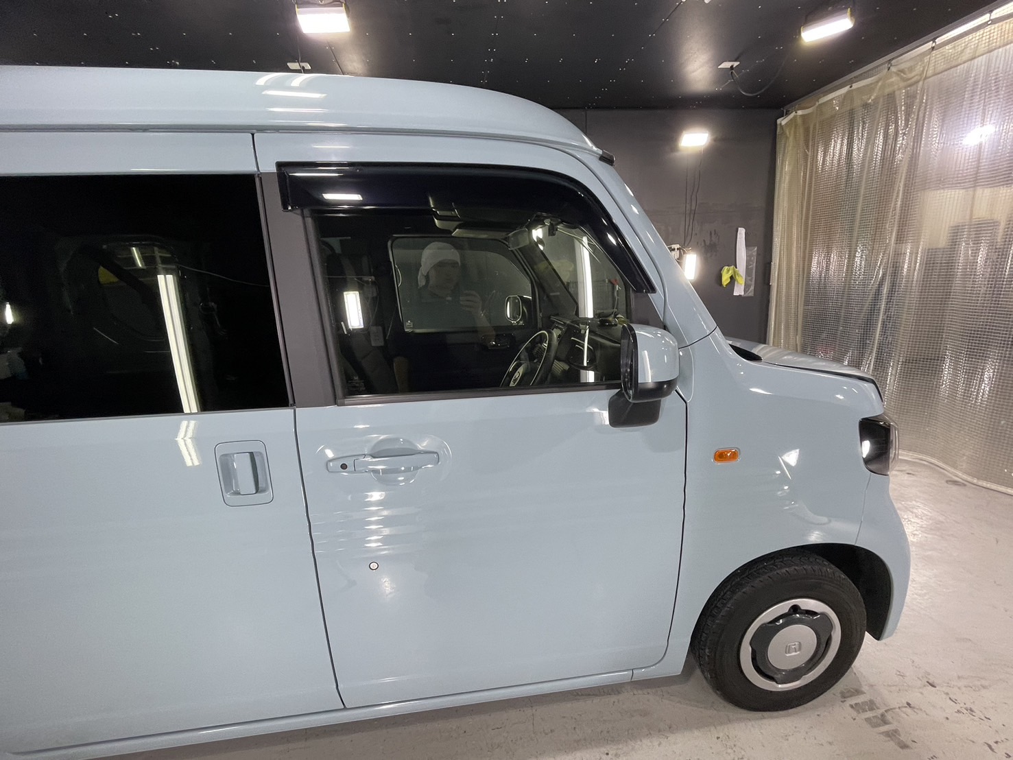 ホンダ N-VAN 施工写真 (3)