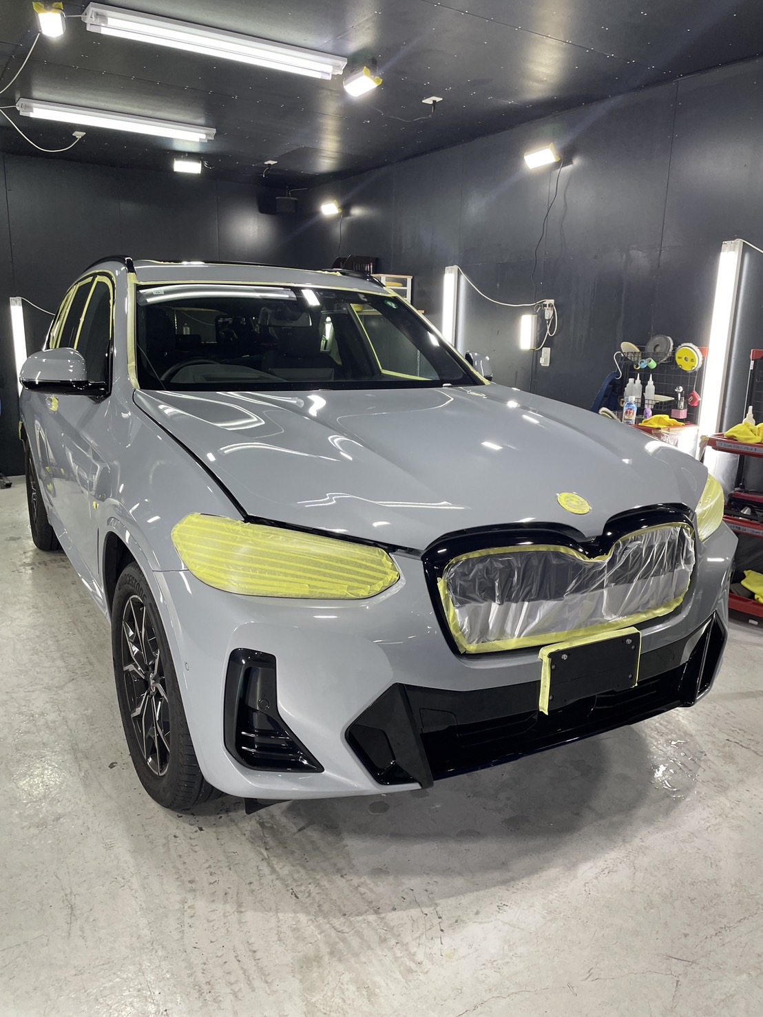 BMW 新型X3 施工写真 (3)