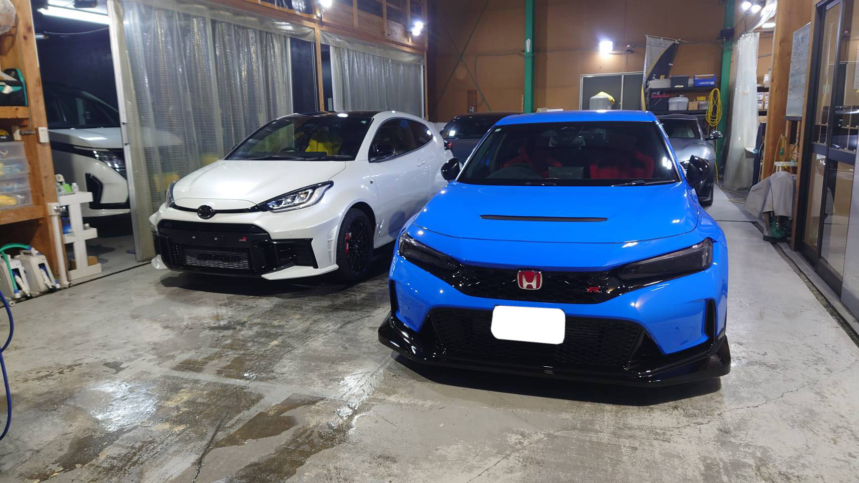 トヨタ GRヤリス 施工写真 (1)