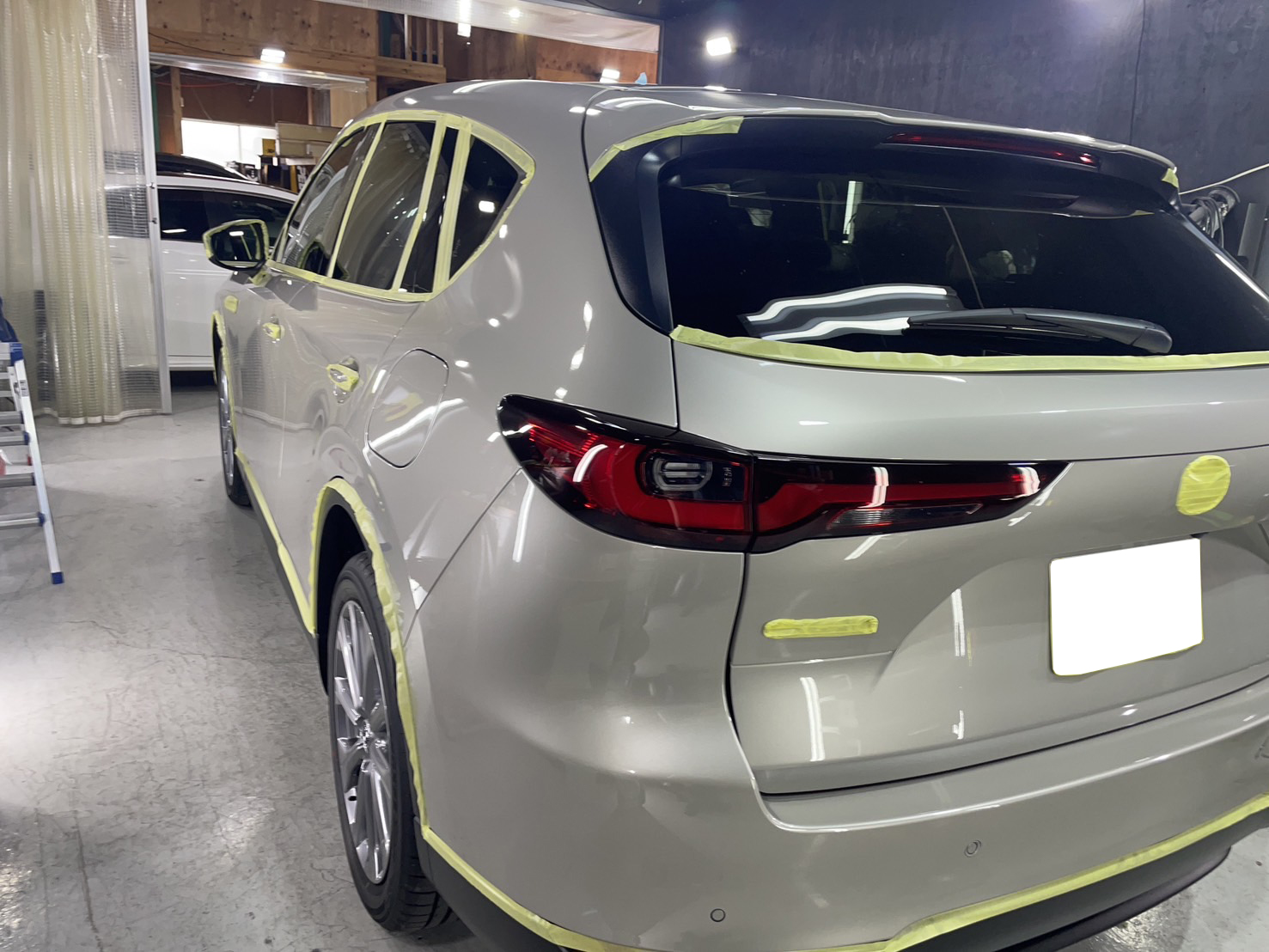 マツダ 新型CX-60 施工写真 (4)