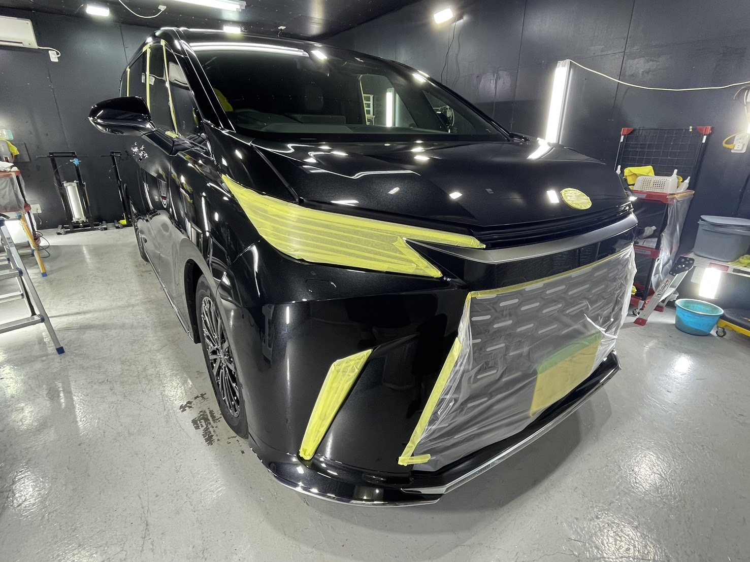 レクサス LM 施工写真 (2)