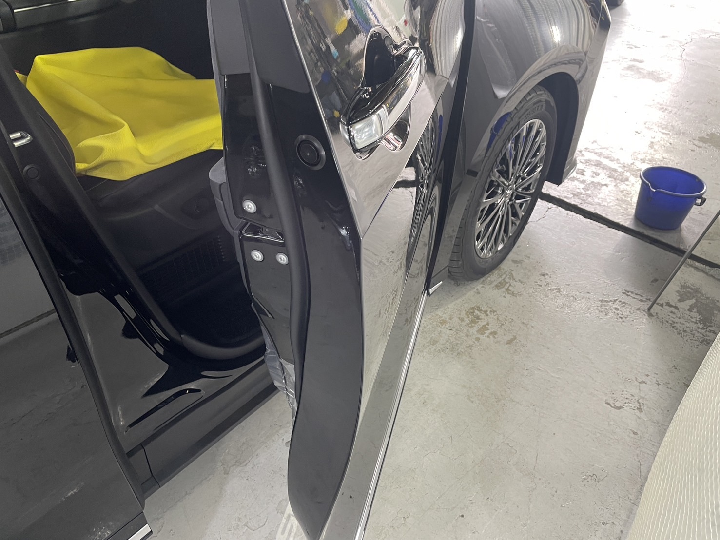 レクサス LM 施工写真 (5)
