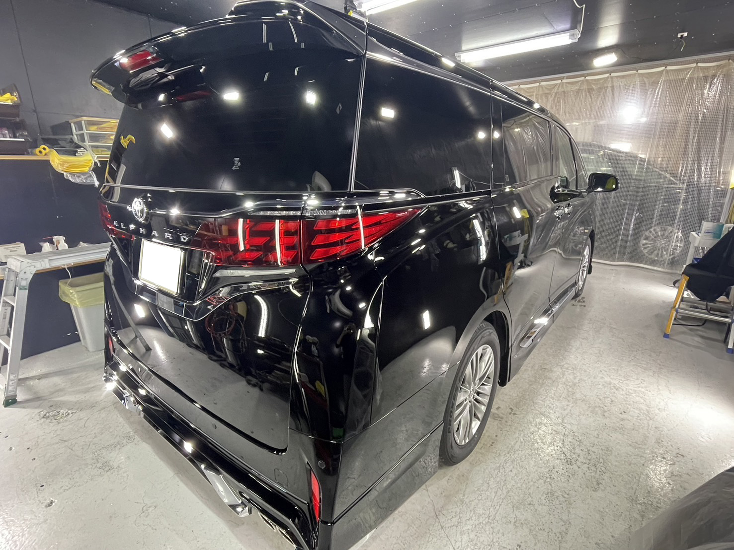 トヨタ 新型アルファード 施工写真 (7)