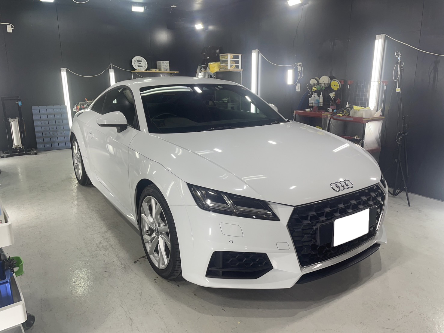 アウディ TT 施工写真 (1)
