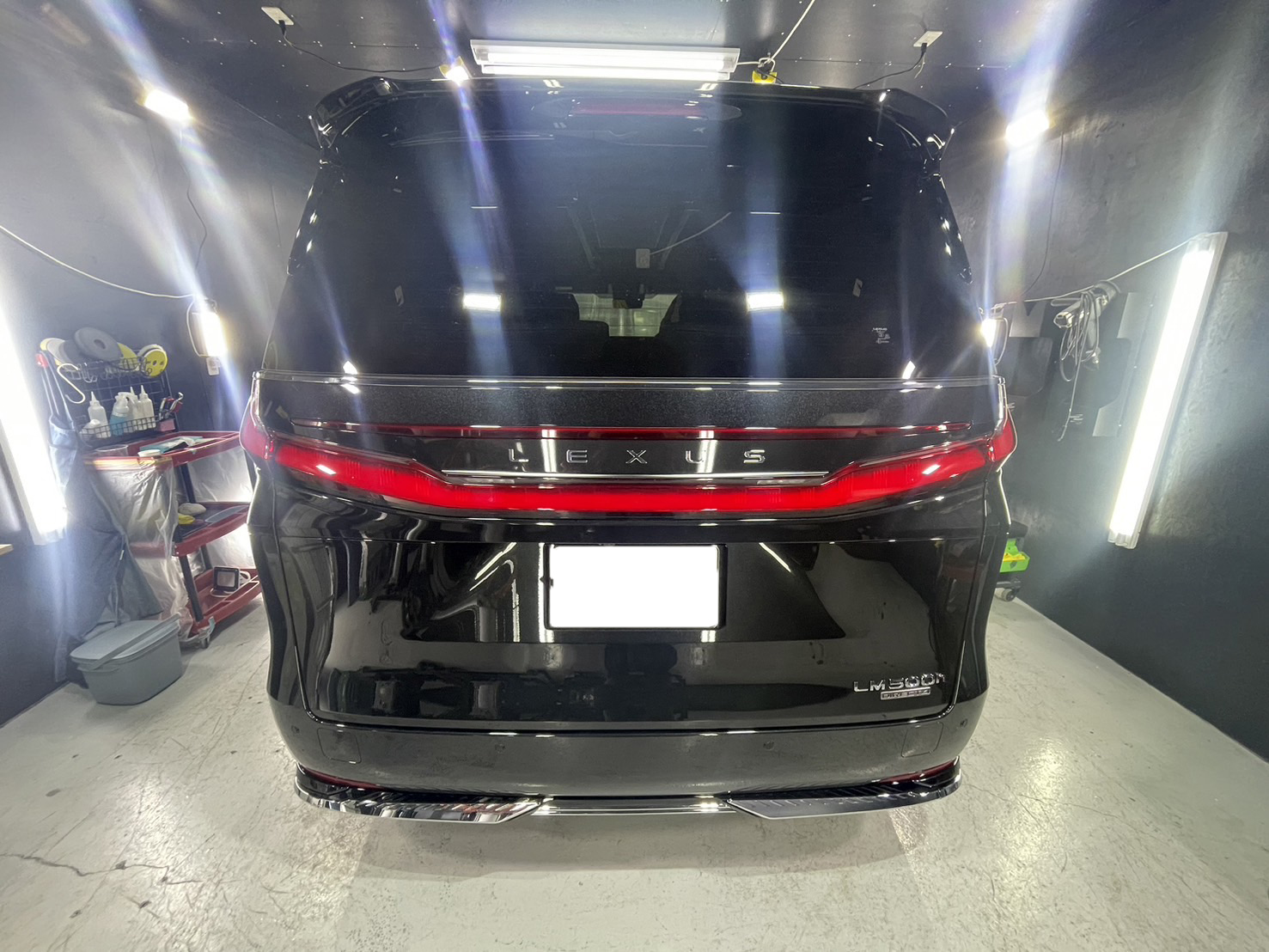 レクサス LM 施工写真 (2)