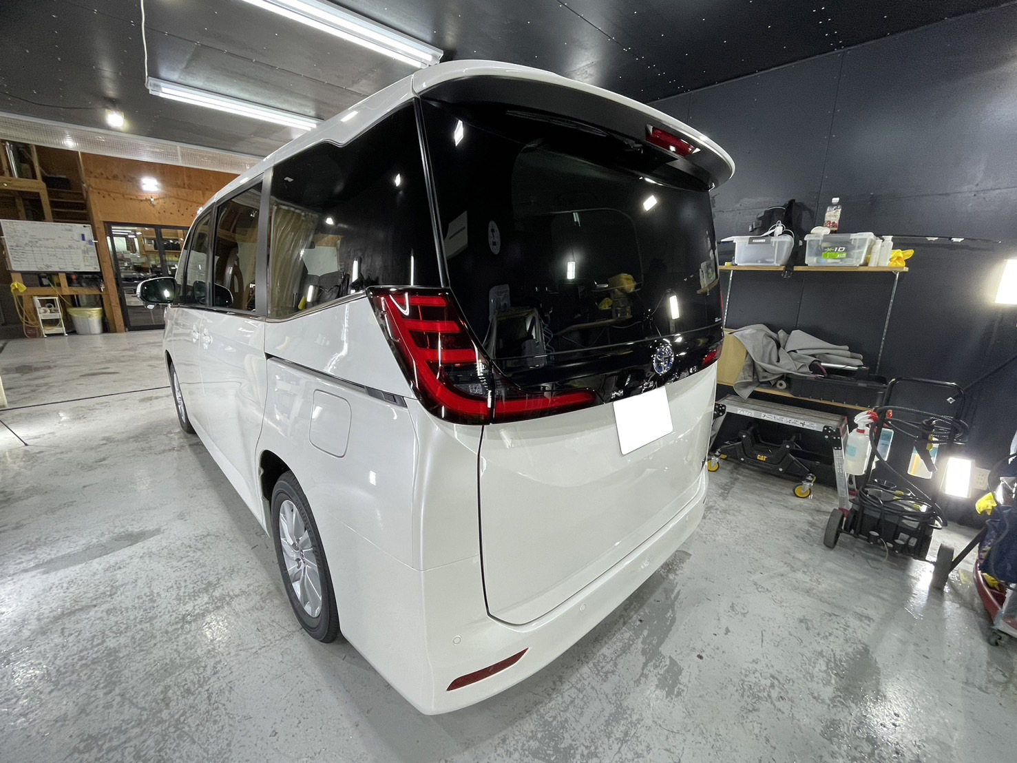 トヨタ 新型ノア 施工写真 (3)
