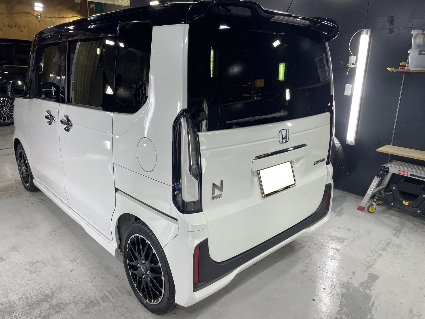 ホンダ N-BOX 施工写真 (2)