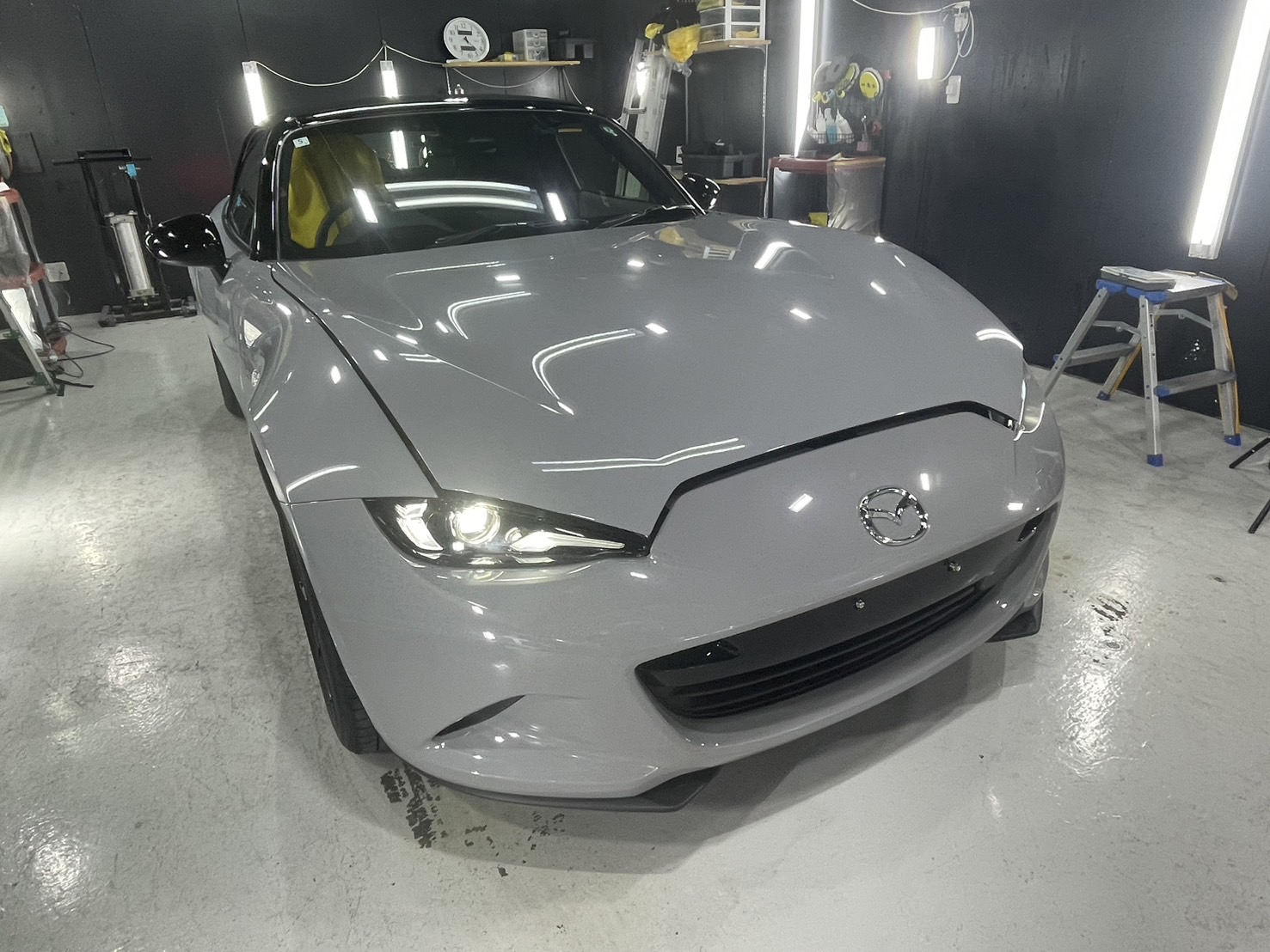 マツダ 新型ロードスター 施工写真 (1)