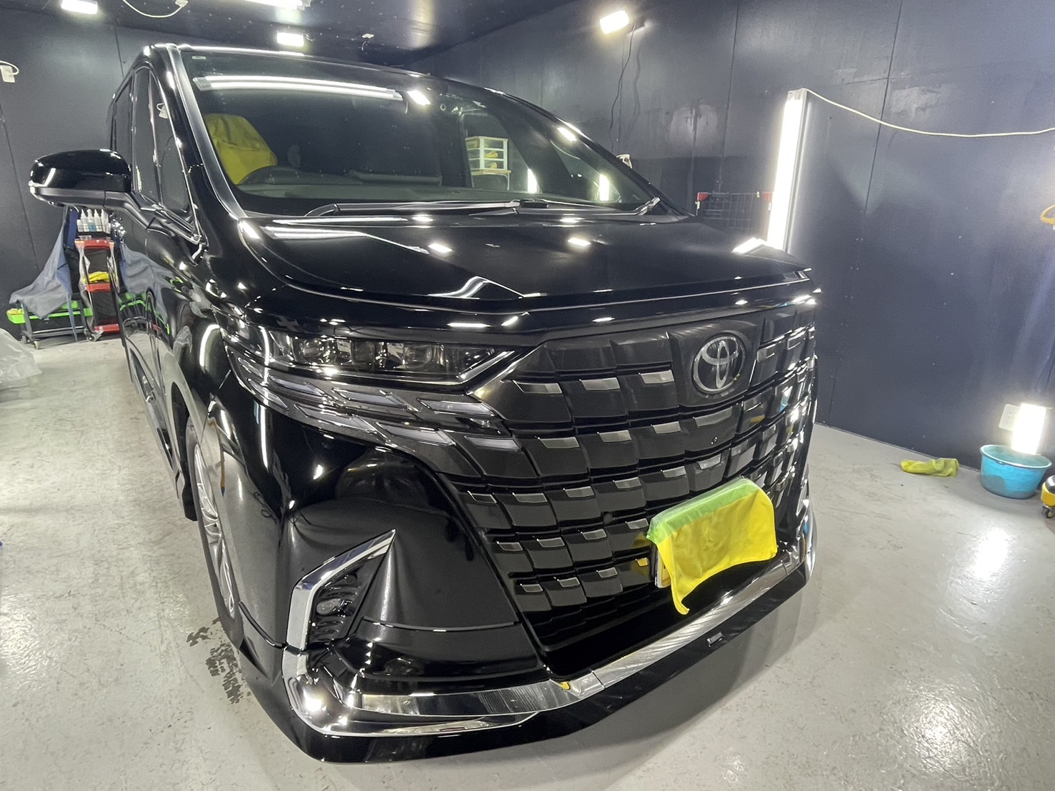 トヨタ 新型アルファード 施工写真 (2)
