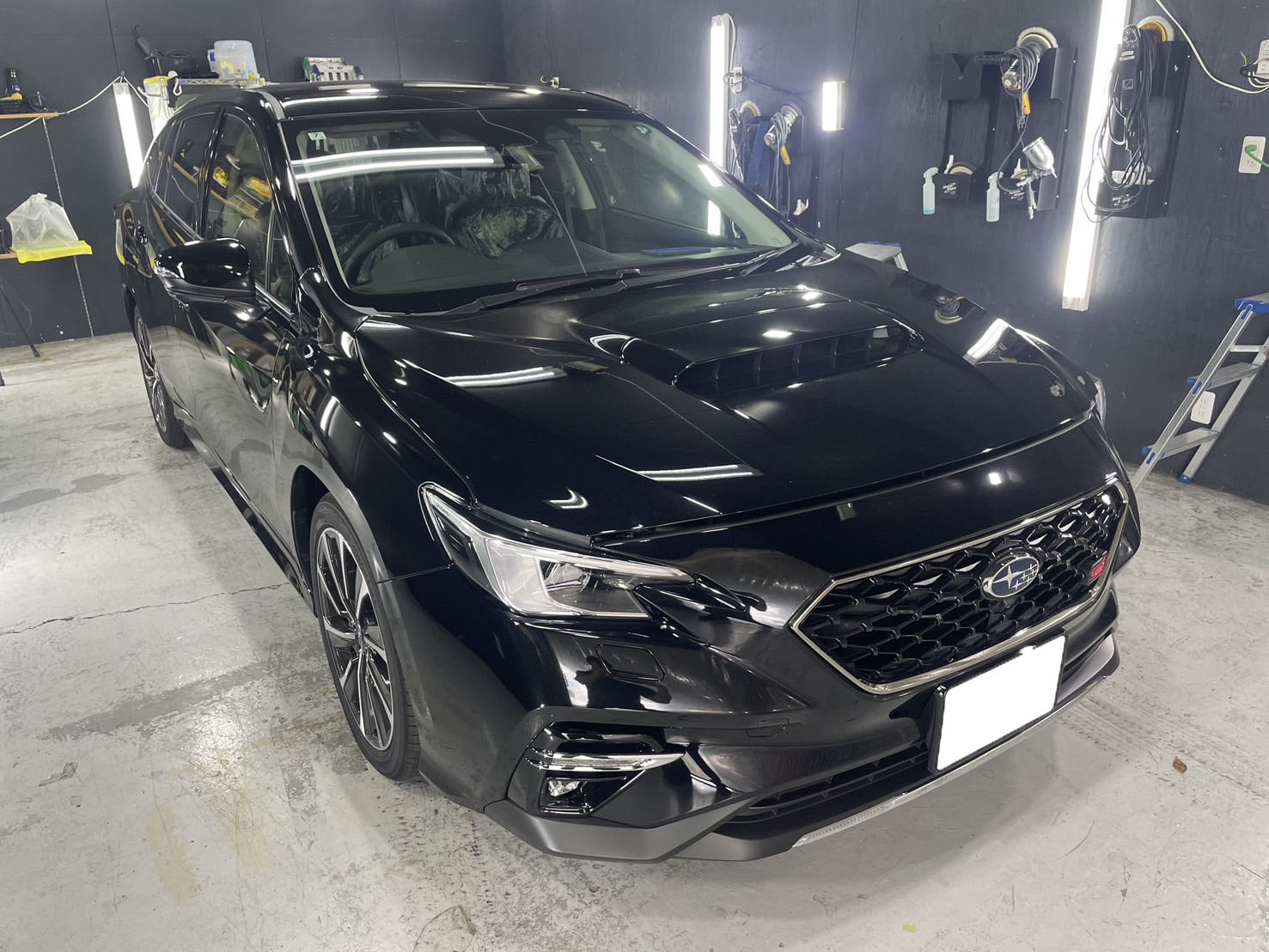 スバル 施工写真 (1)