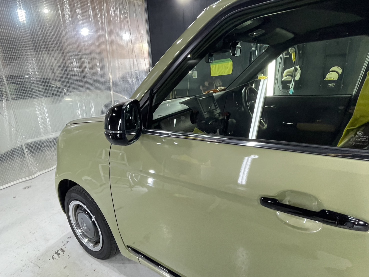 ホンダ N-ONE 施工写真 (2)